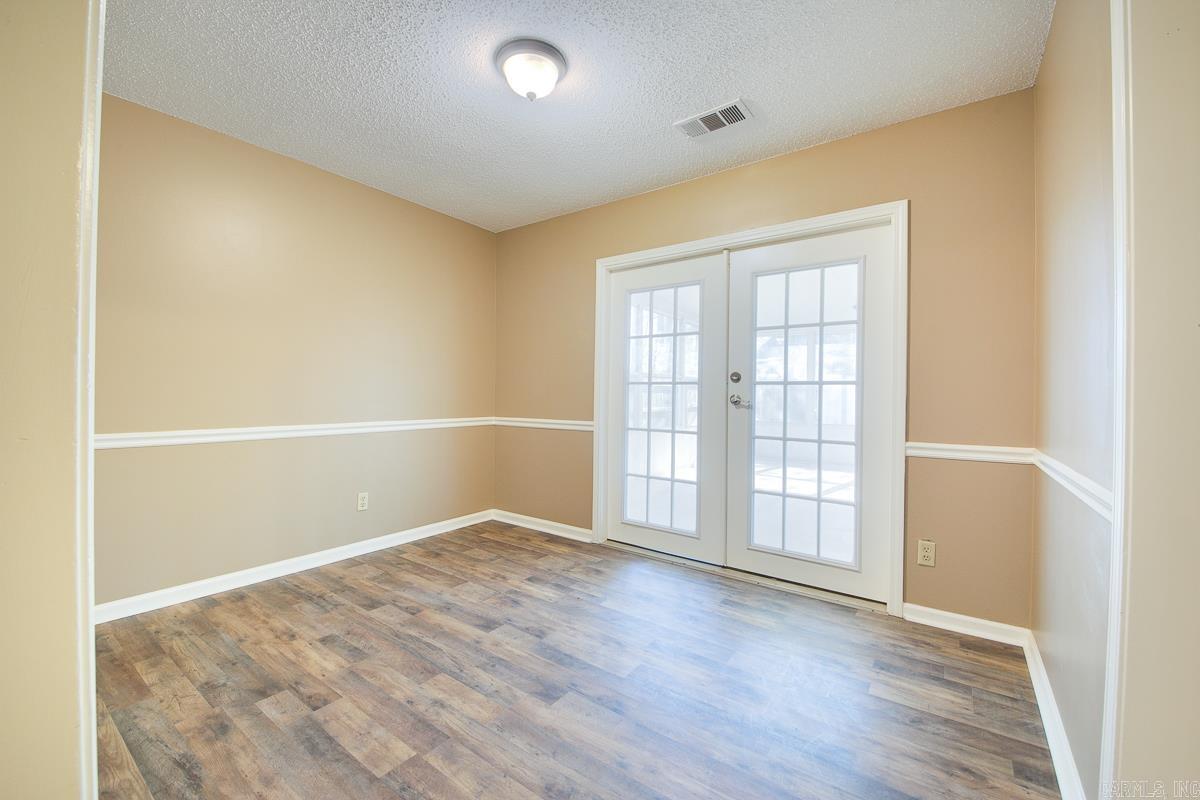 Towering Oaks - Residential Lease