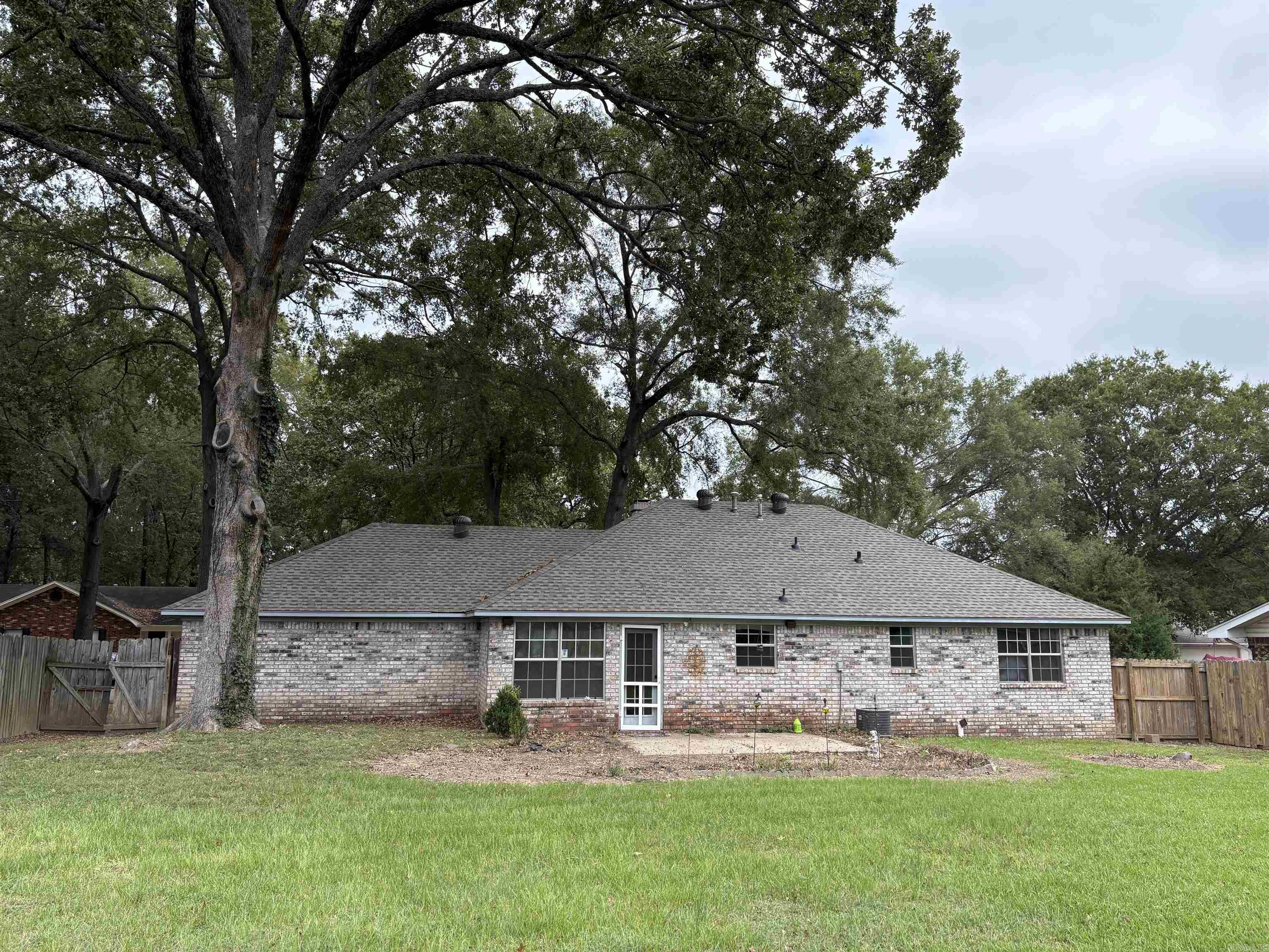 Briar Springs - Residential