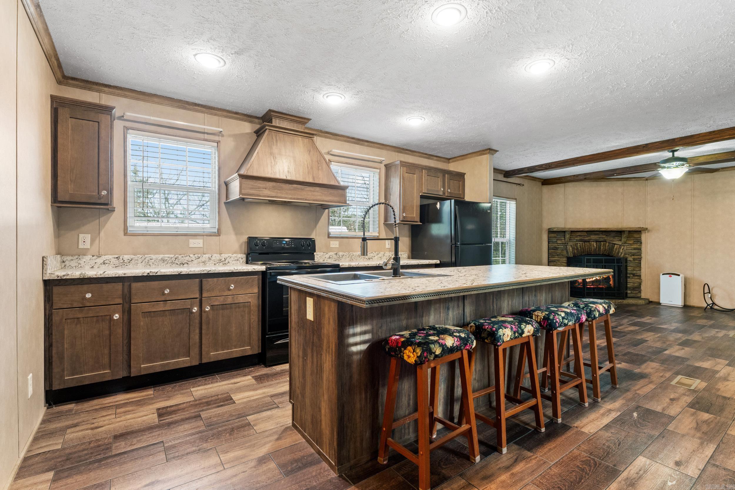 BURKES ADD COTTER - Residential