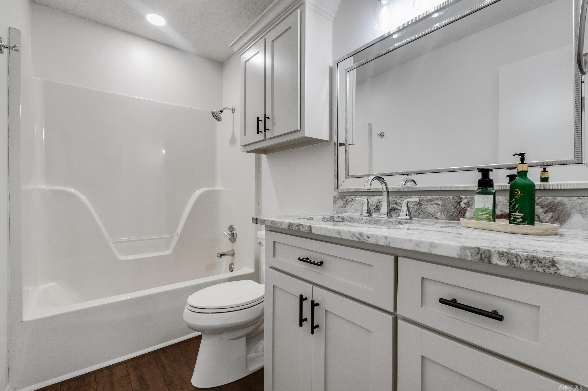 HICKORY RIDGE - Residential