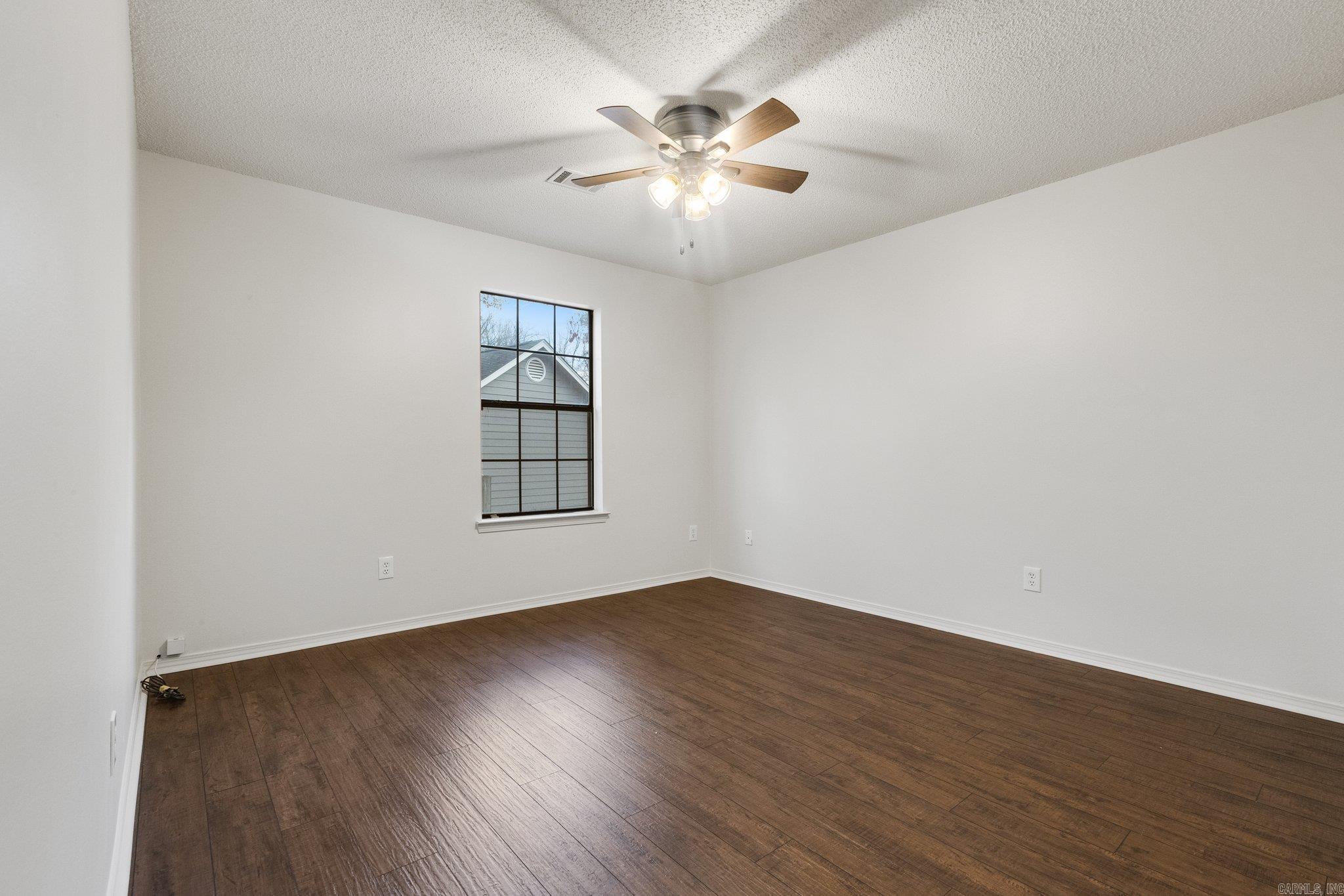 HICKORY RIDGE - Residential