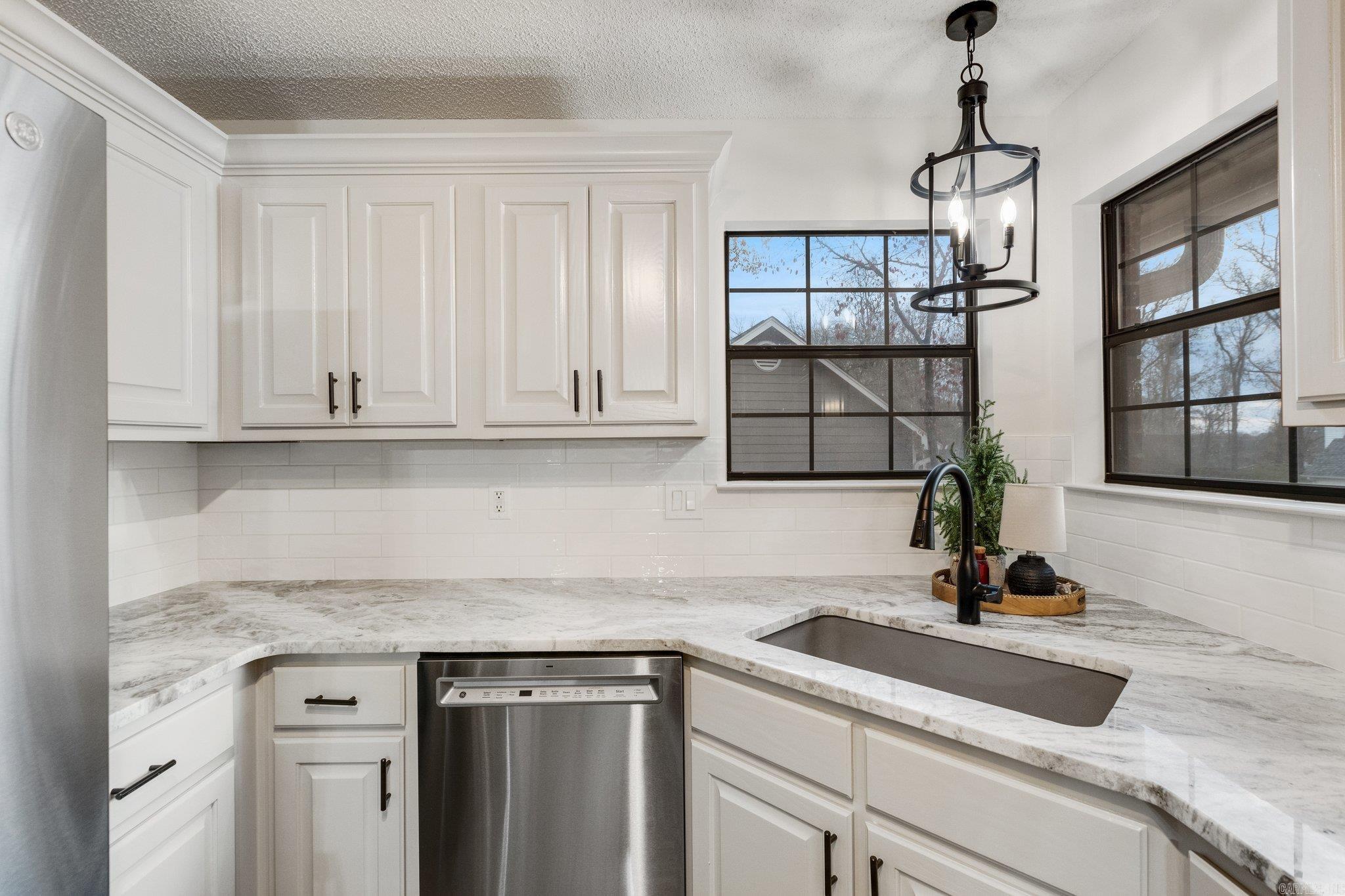 HICKORY RIDGE - Residential