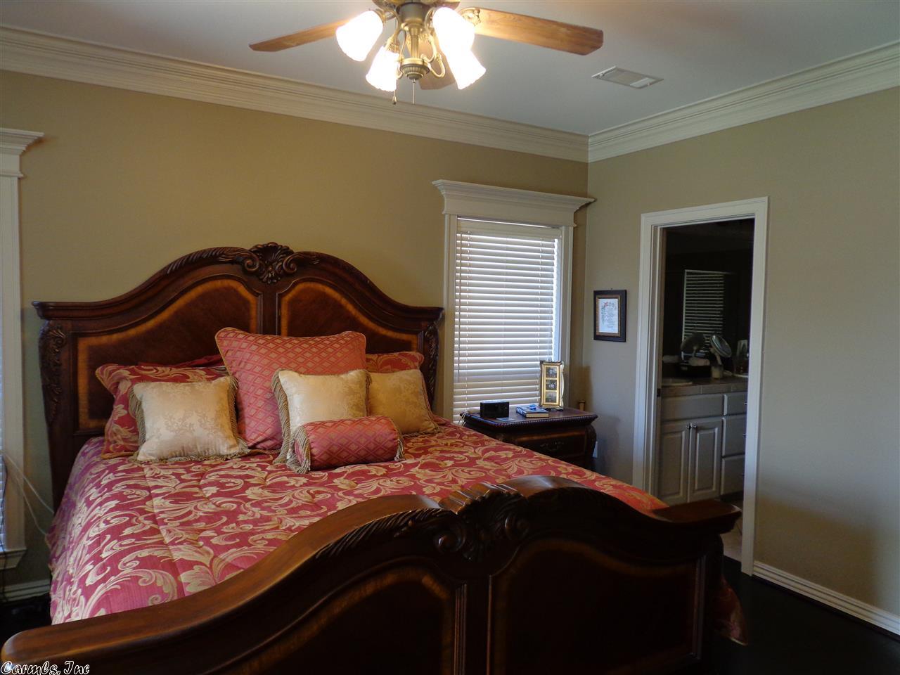 WOODLANDS EDGE - Residential