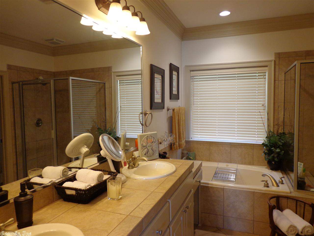 WOODLANDS EDGE - Residential