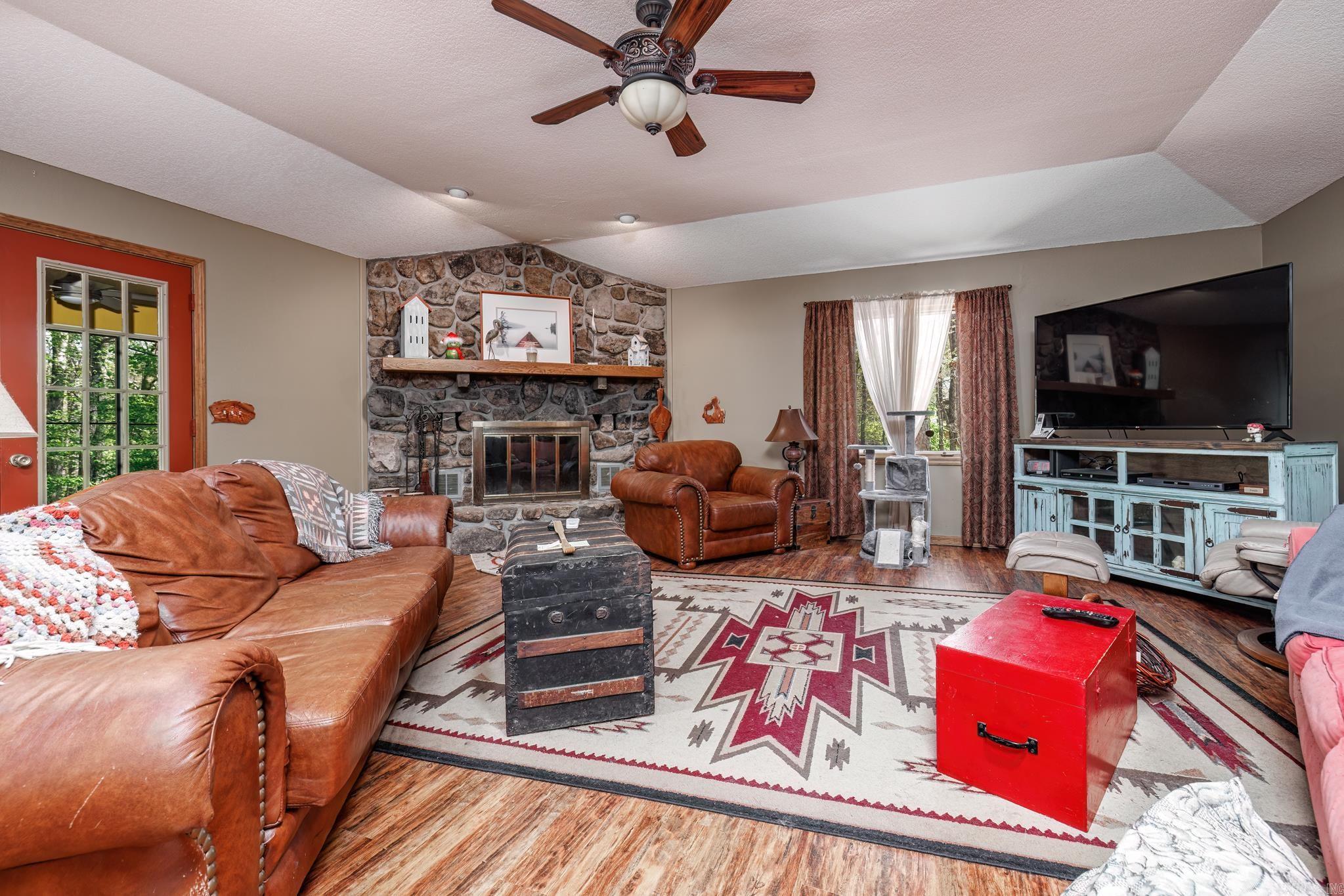 Gancho - Residential