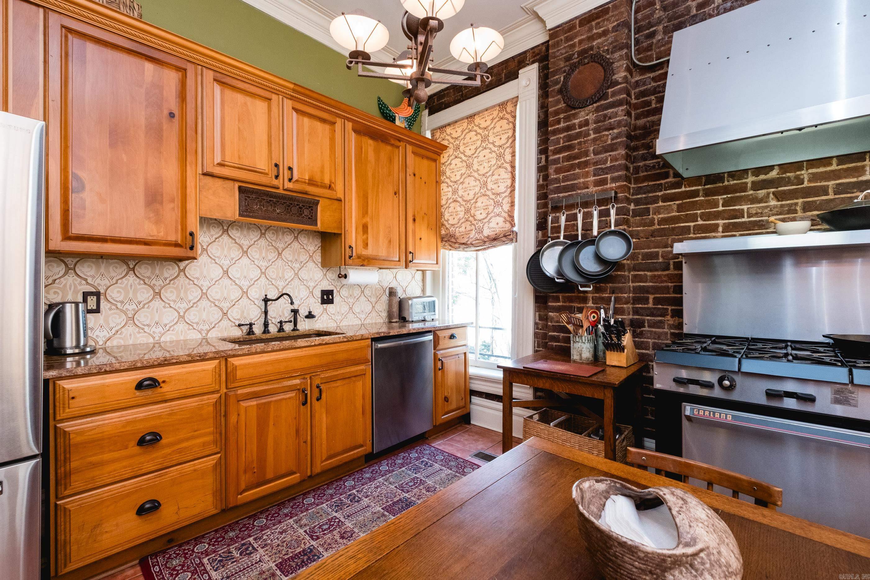 CITY OF LR L11 - Residential