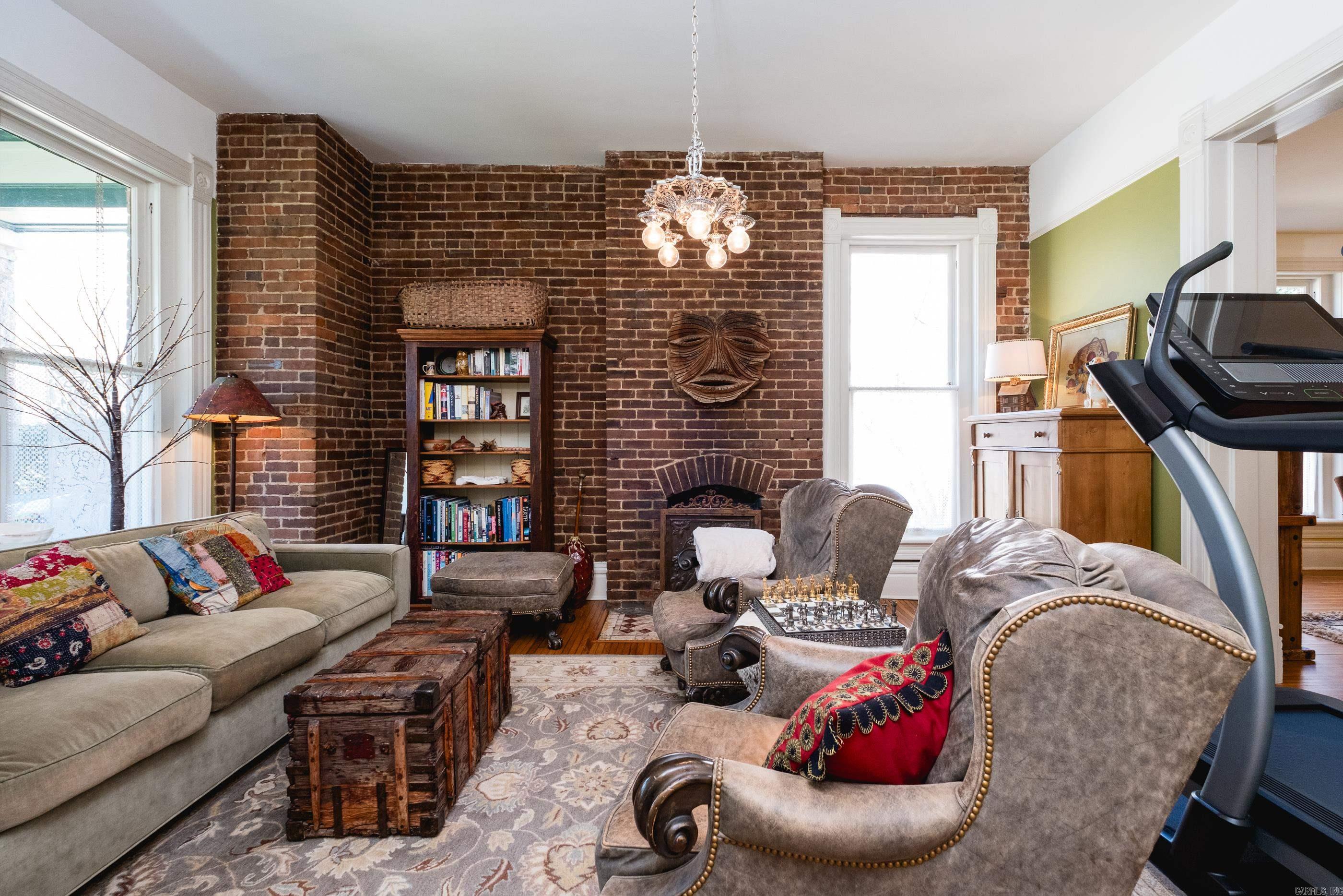 CITY OF LR L11 - Residential