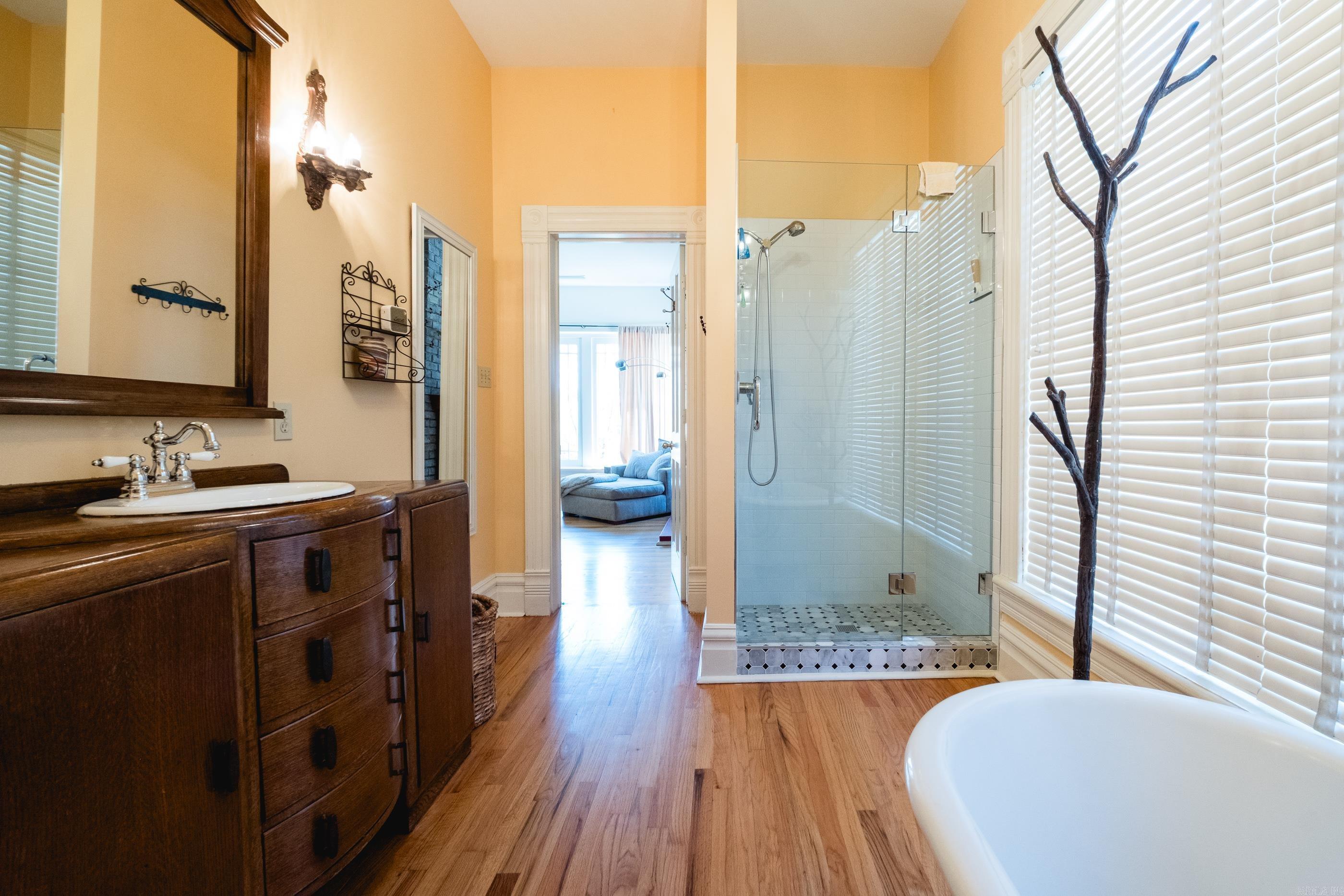 CITY OF LR L11 - Residential