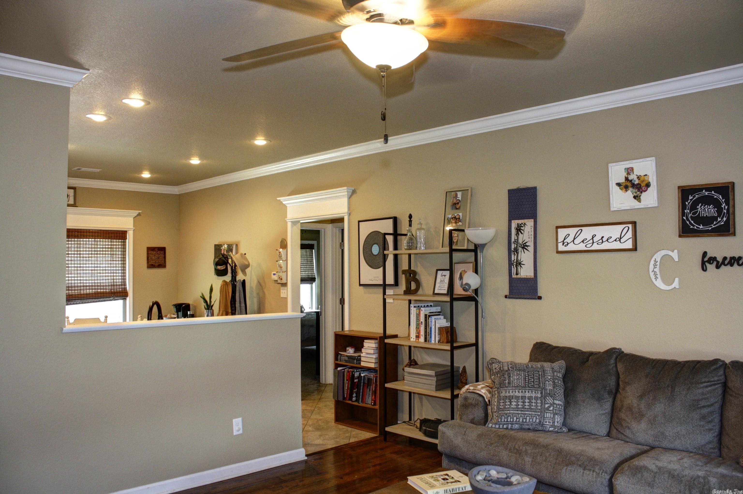 RIDGEWOOD S/D - Residential