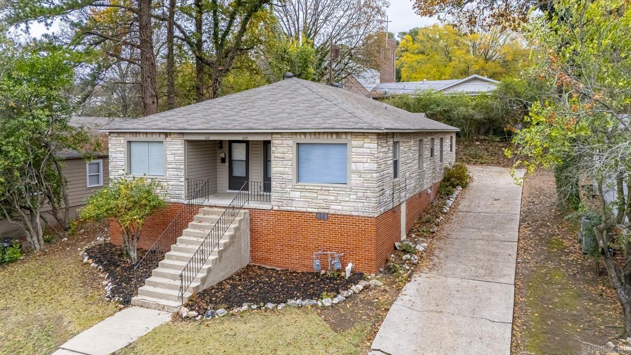 Queen Manor - Residential Income