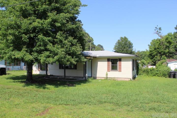 Recently Updated with new paint, fllooring and new HVAC complete. Large yard with detached shop building. Offers will be reviewed after 7 days on market. Thiosn property was previously financed by a mortgage loan that was insured by HUD and requires a 30-day priority purchase period for Owner-Occupant buyers, Eligible Non-Profit Organizations, and governmental entities.Applicable buyers must submit the Notice of Interest docuamnt for offer review. No offers will be reviewed unless a buyer has submitted a First Look Notice to listing broker. Offer submission link and other information is in conficential remarks and docs online. Investor offers can be accepted after 31 days on market. Offers are to be submitted by buyer agent via the RES.NET agent portal. See link ion agent(confidential remarks) All offers must be fully completed and uploaded into portal with supporting docs.