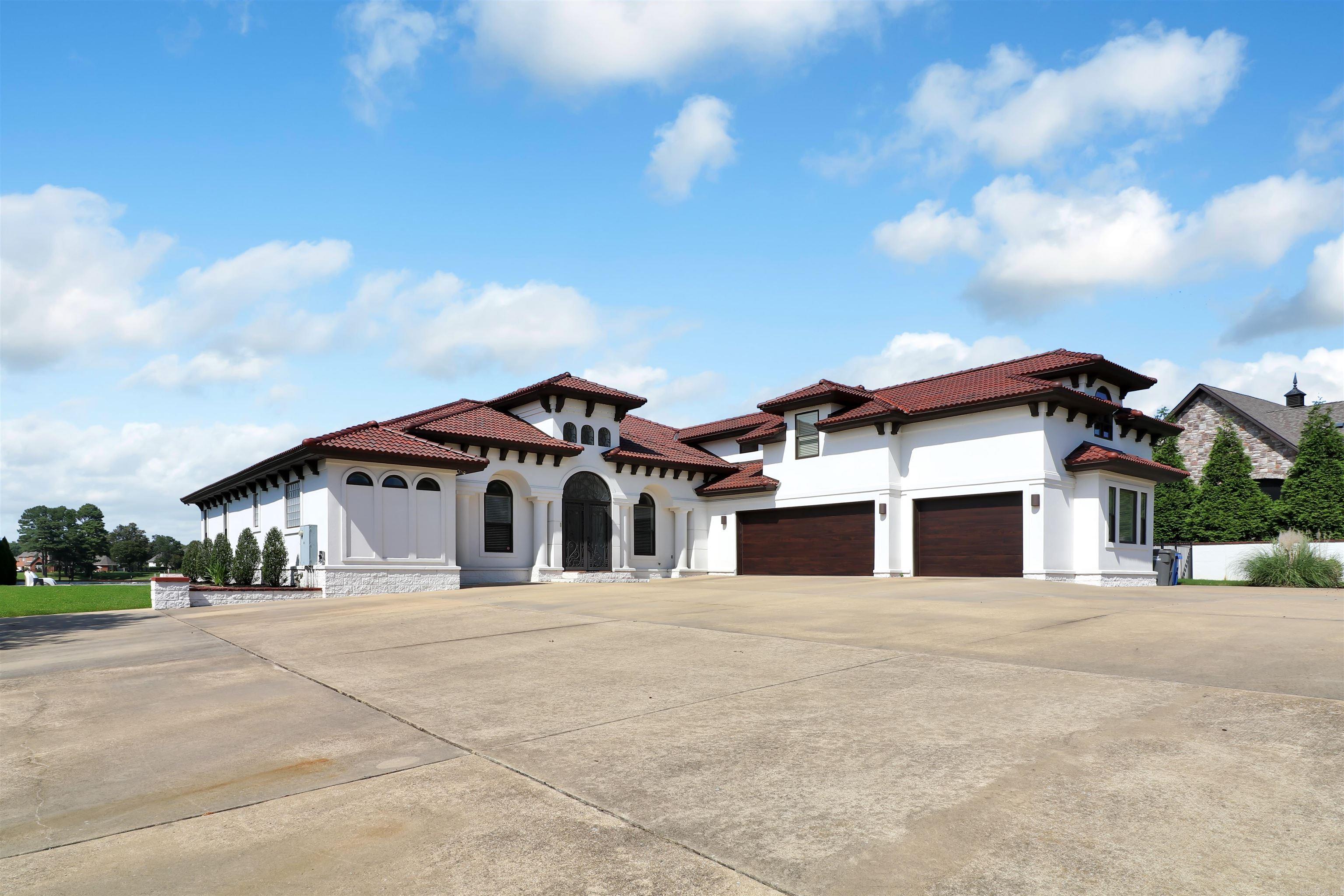 Ridgepointe - Residential