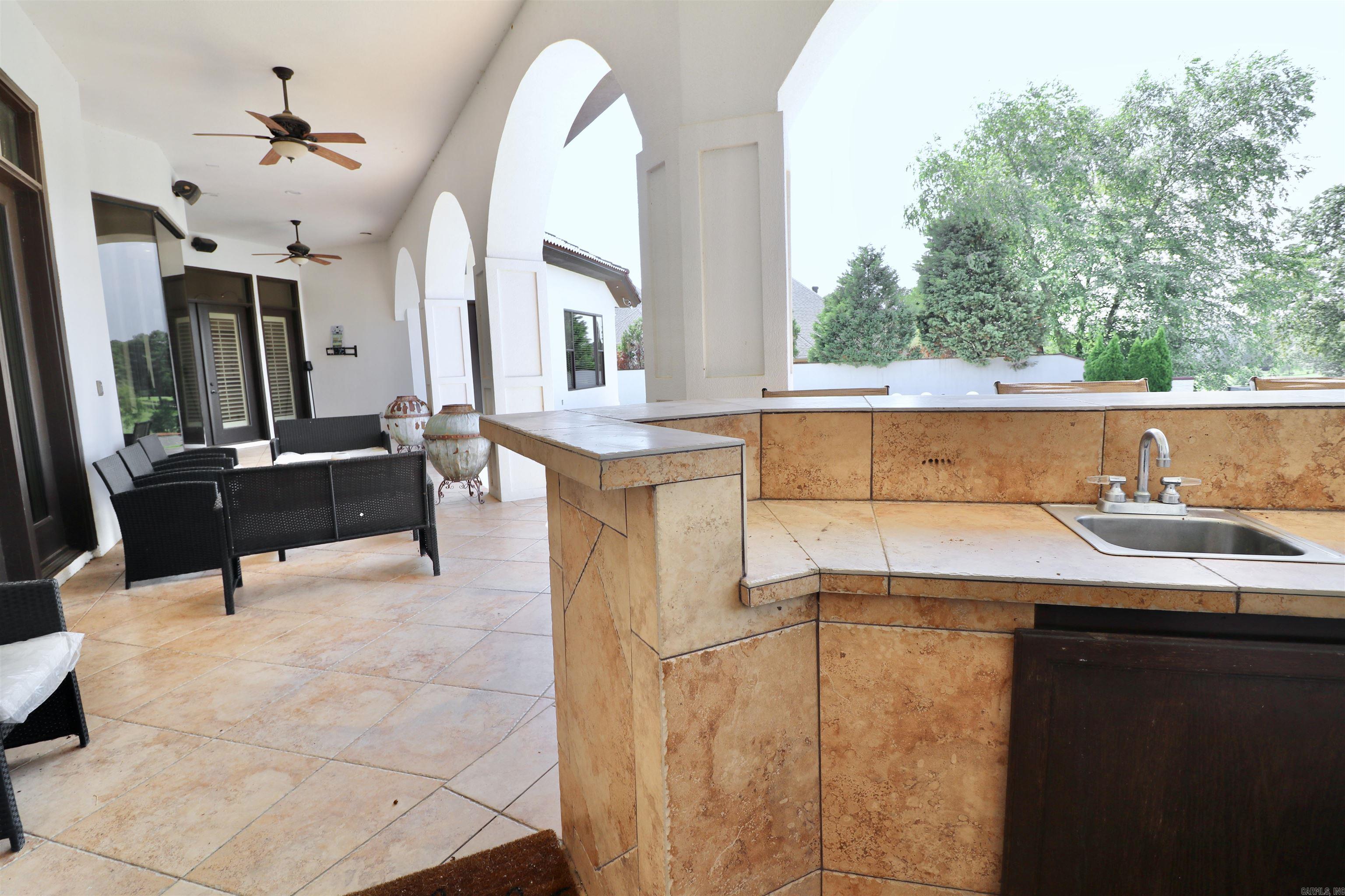 Ridgepointe - Residential