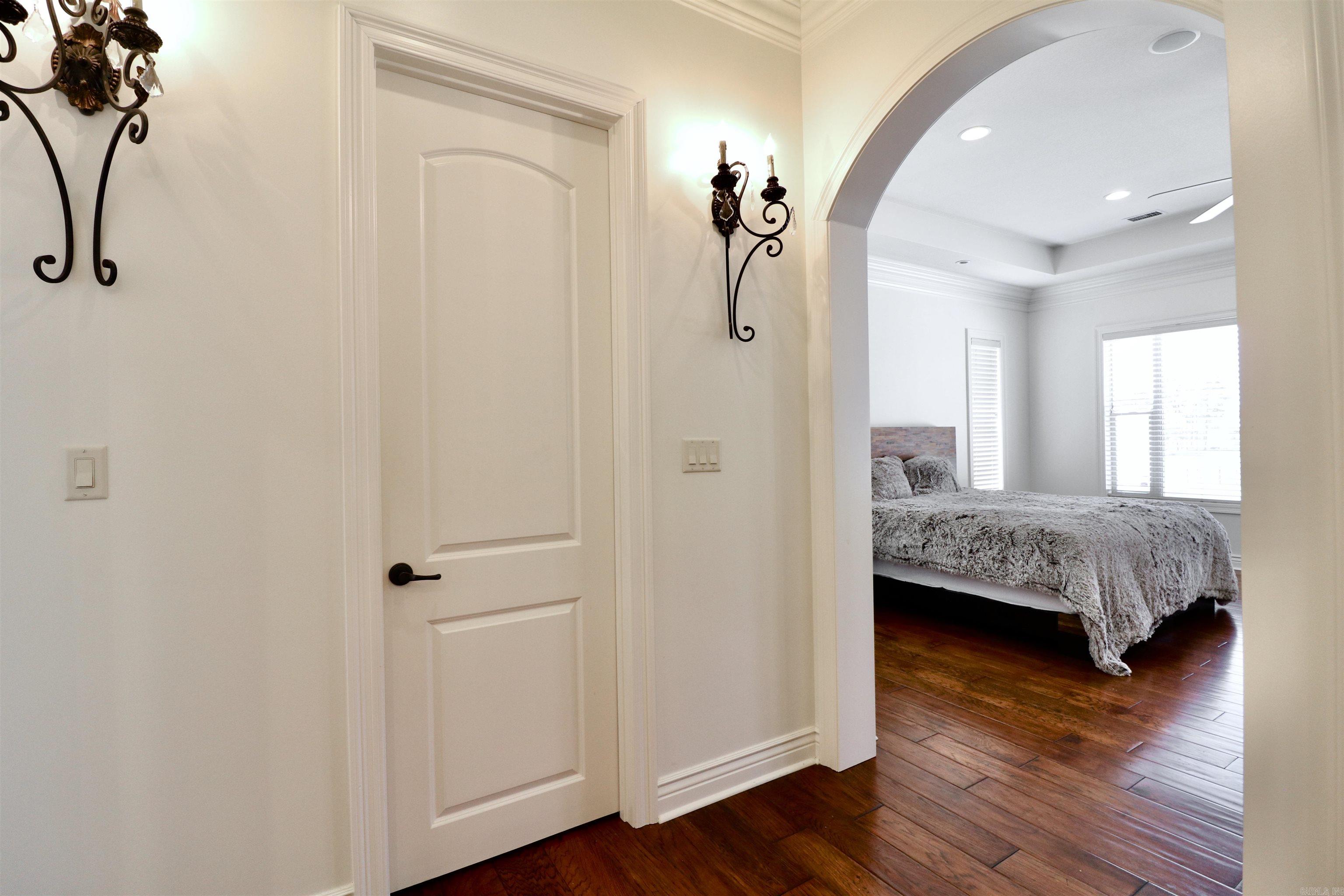 Ridgepointe - Residential