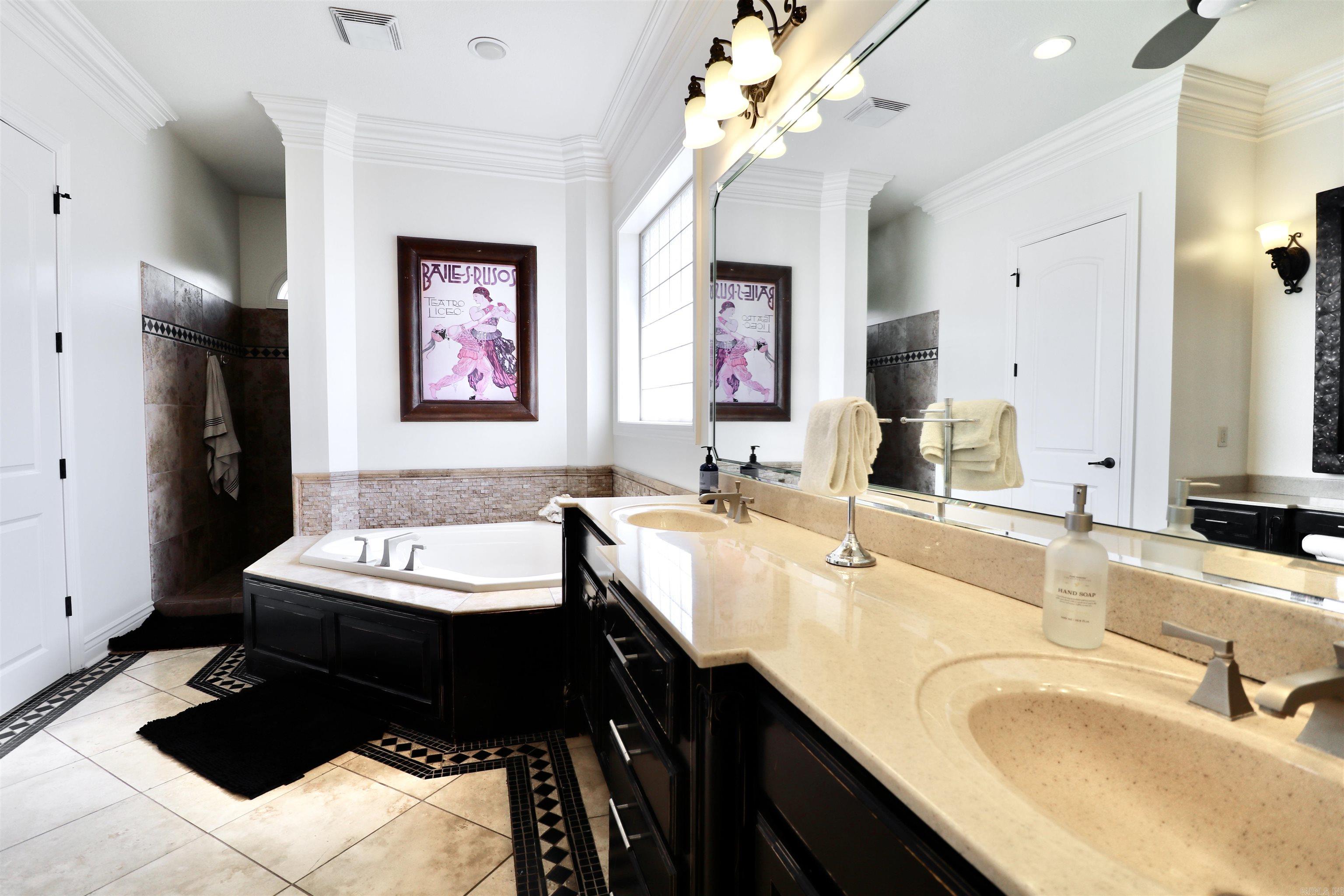 Ridgepointe - Residential