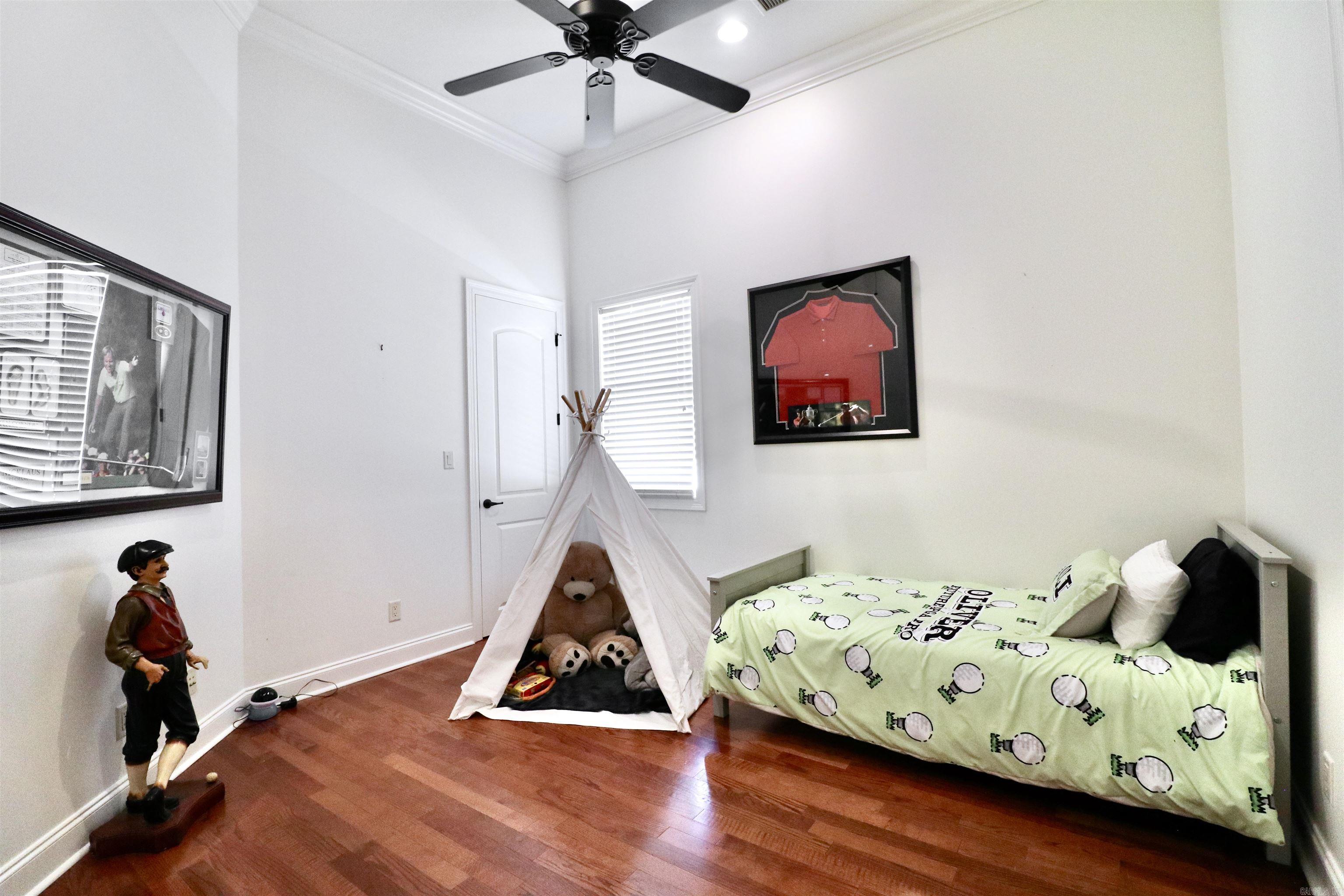 Ridgepointe - Residential