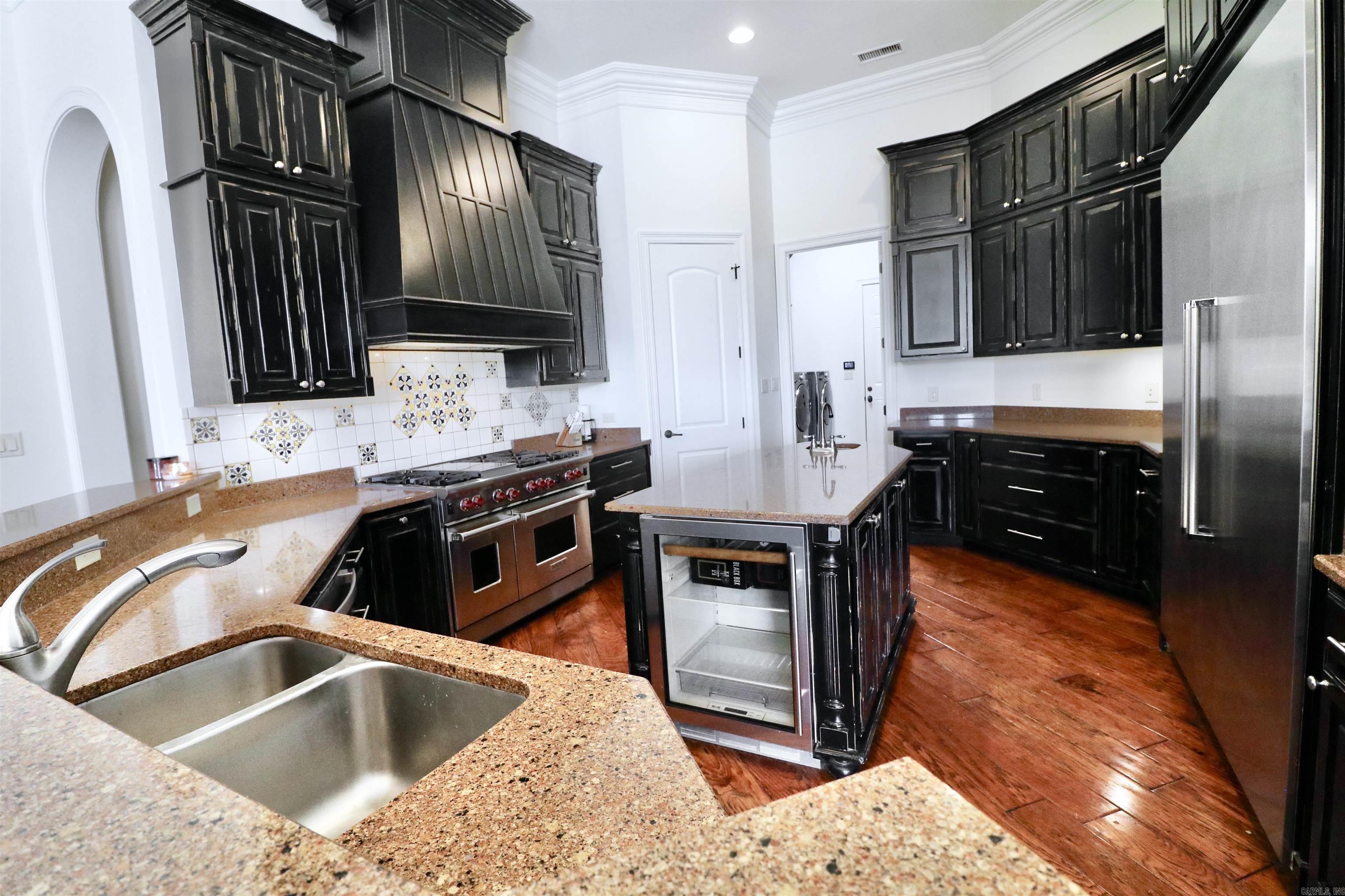 Ridgepointe - Residential