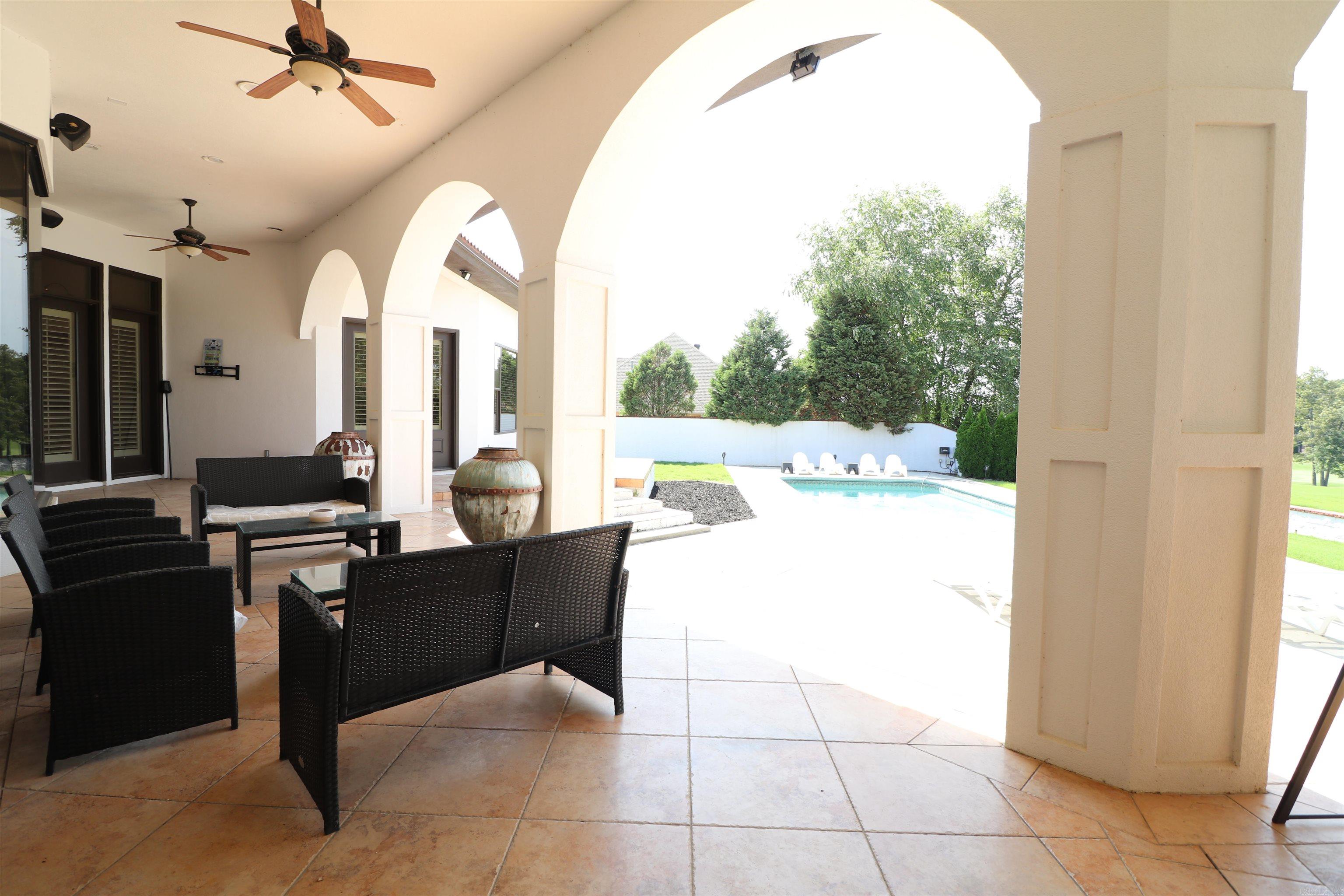 Ridgepointe - Residential