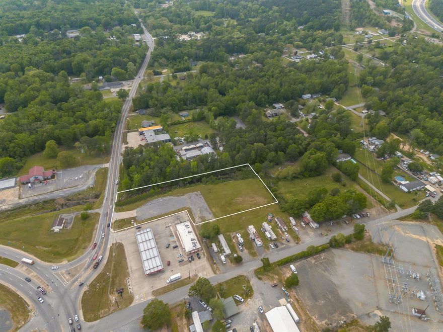 3.16 Acres Land. For Sale or Lease. Prime Real Estate Located In High Traffic Volume Area with Traffic Light Intersection on Highway 365 N and Highway 100 Going Into Maumelle. 200 FEET Frontage. Next To Kum n Go Fuel Station/ C-Store. I-40 Interstate Less Than 1 Mile from Exit 142. Hwy 365 is a 5 Lane Highway. Land Is Not in Extra Territorial Jurisdiction of Maumelle. Contact Pulaski County Planning Commission for development questions. 3.16 Acres Ready To Build Possible Hotel, Restaurants, Medical Office, Business Park, Strip Center, Self Storage, Bank, Retail, RV Camp Site, ETC.