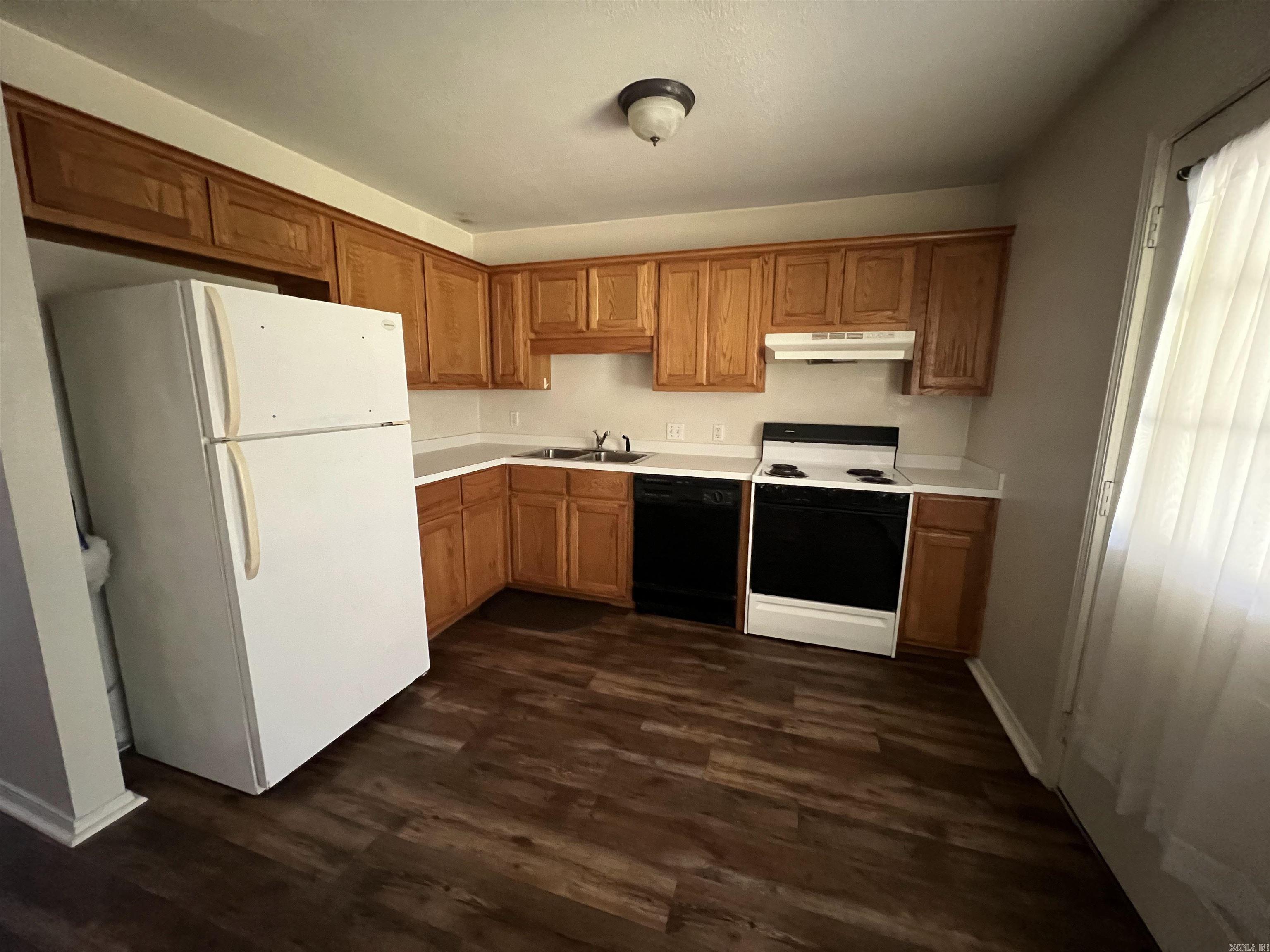 REEVES ADDN - Residential Lease