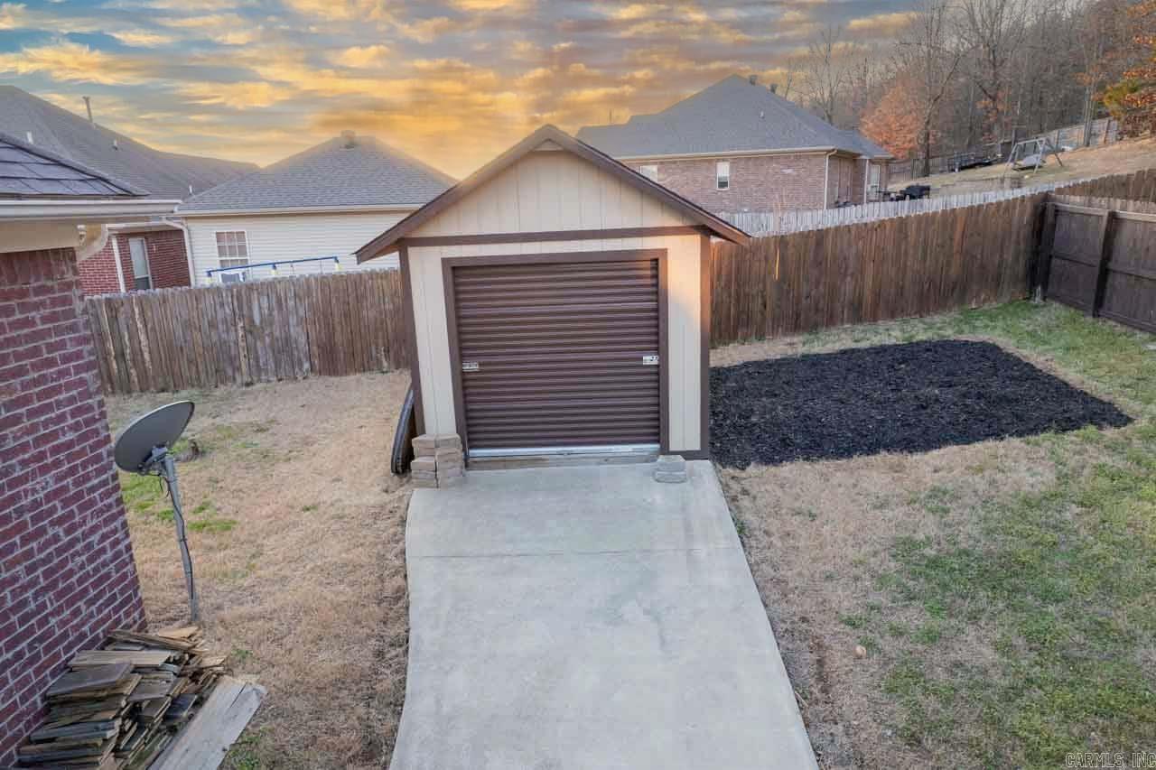 MAGNESS CREEK NORTH - Residential