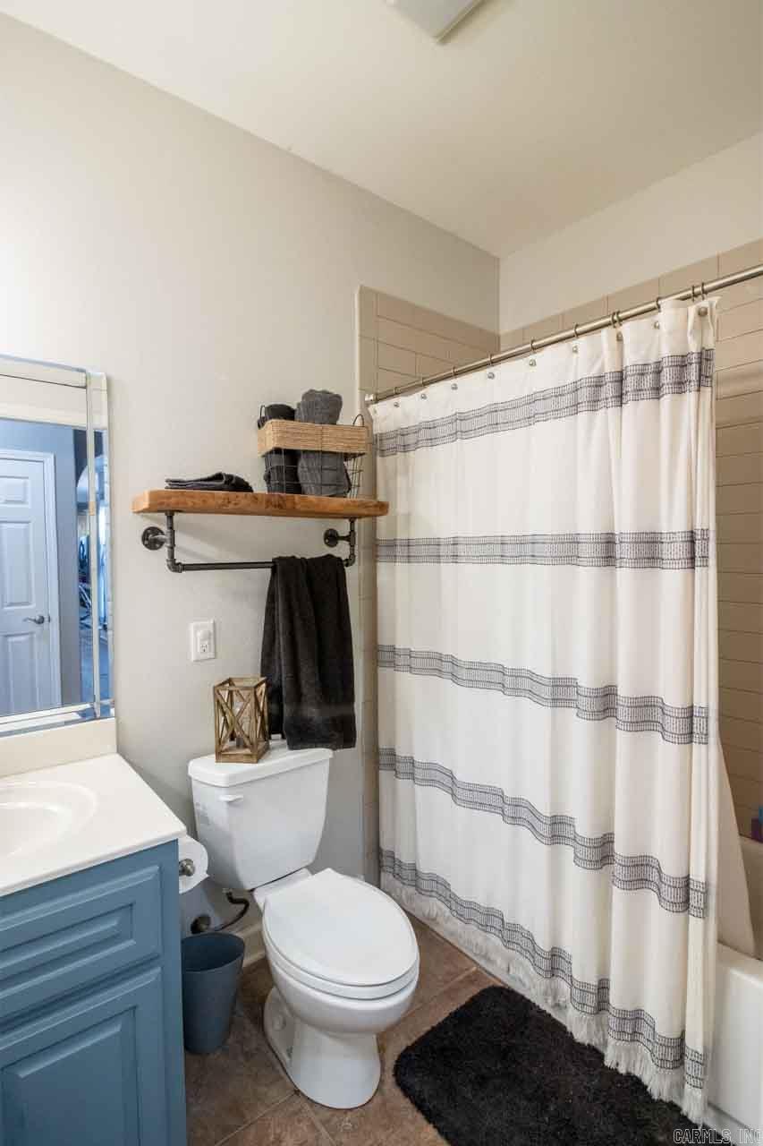 MAGNESS CREEK NORTH - Residential