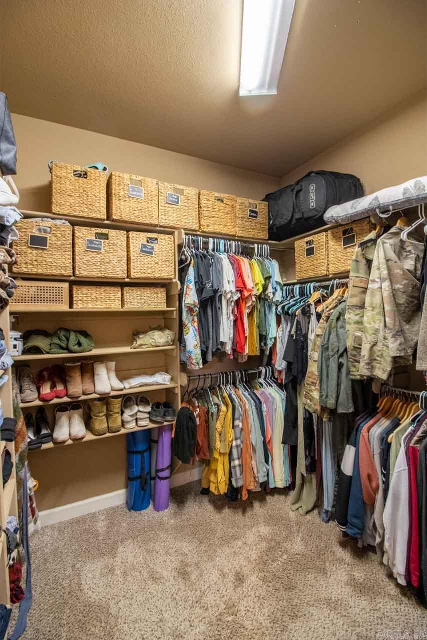 MAGNESS CREEK NORTH - Residential