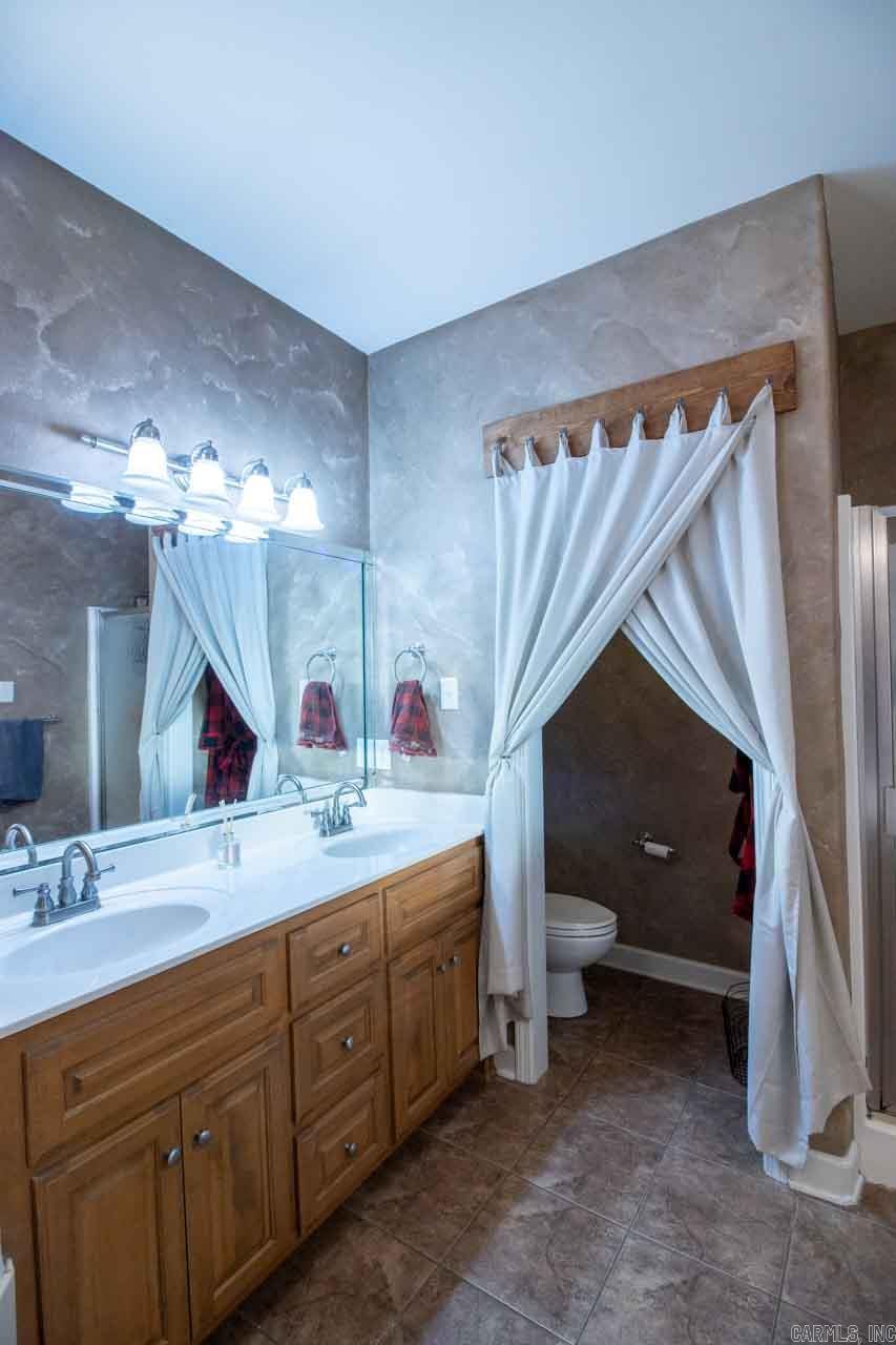 MAGNESS CREEK NORTH - Residential