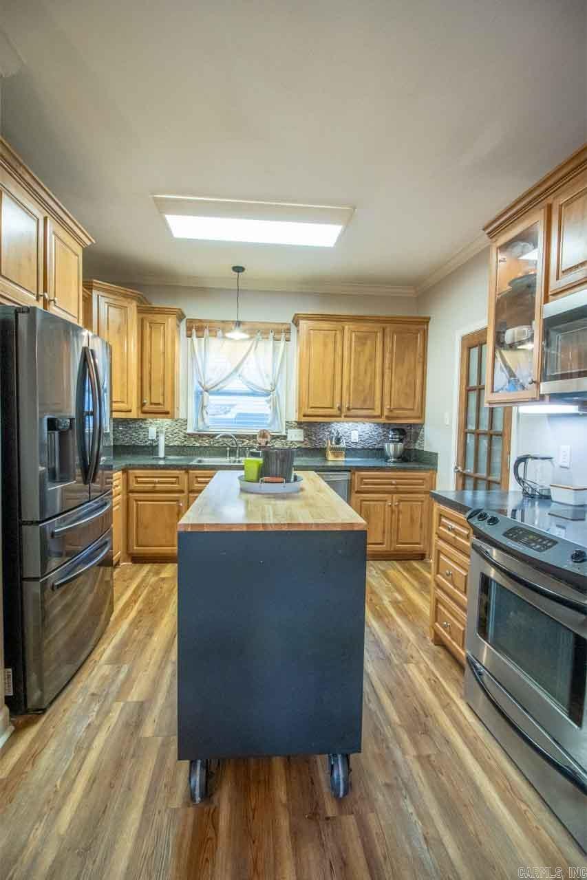 MAGNESS CREEK NORTH - Residential