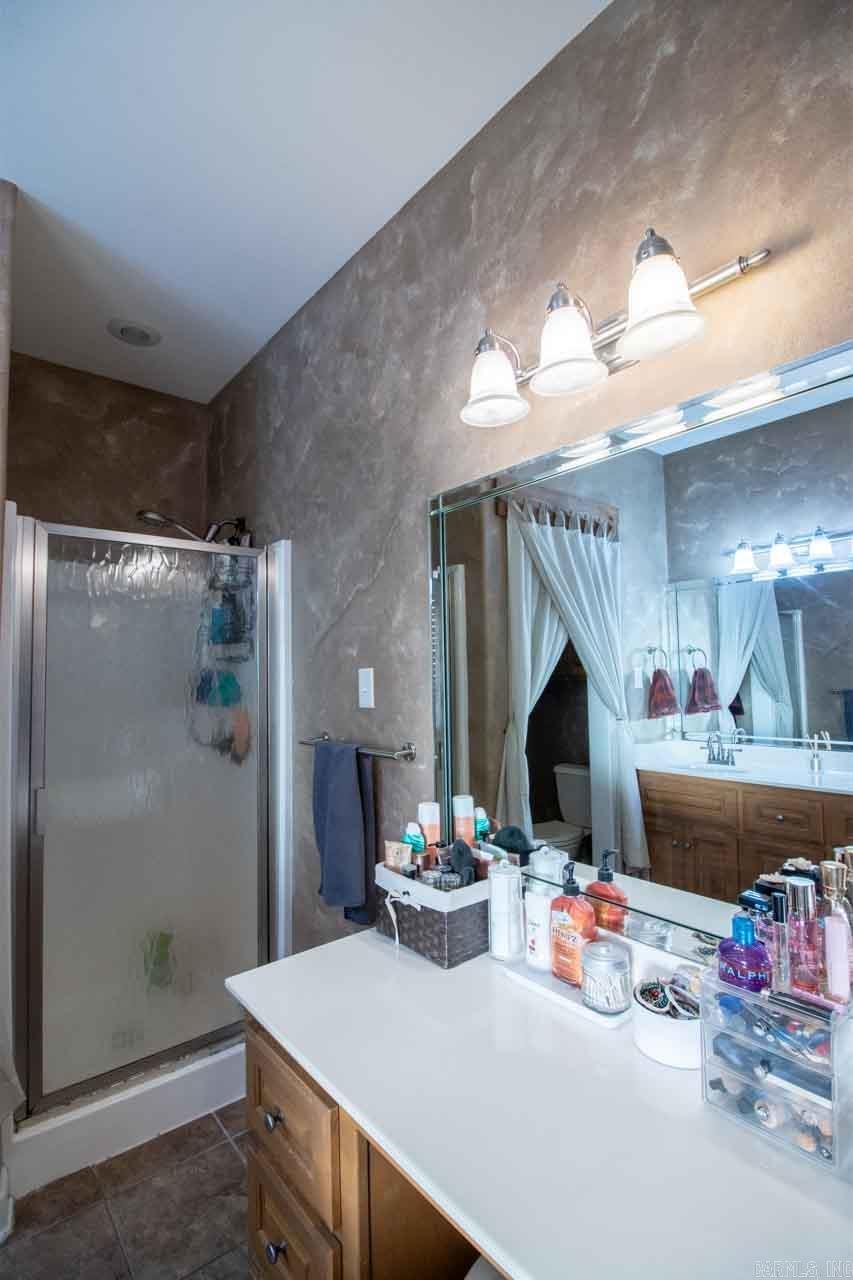 MAGNESS CREEK NORTH - Residential