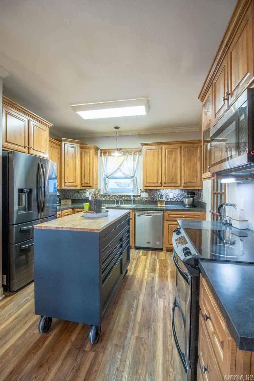 MAGNESS CREEK NORTH - Residential