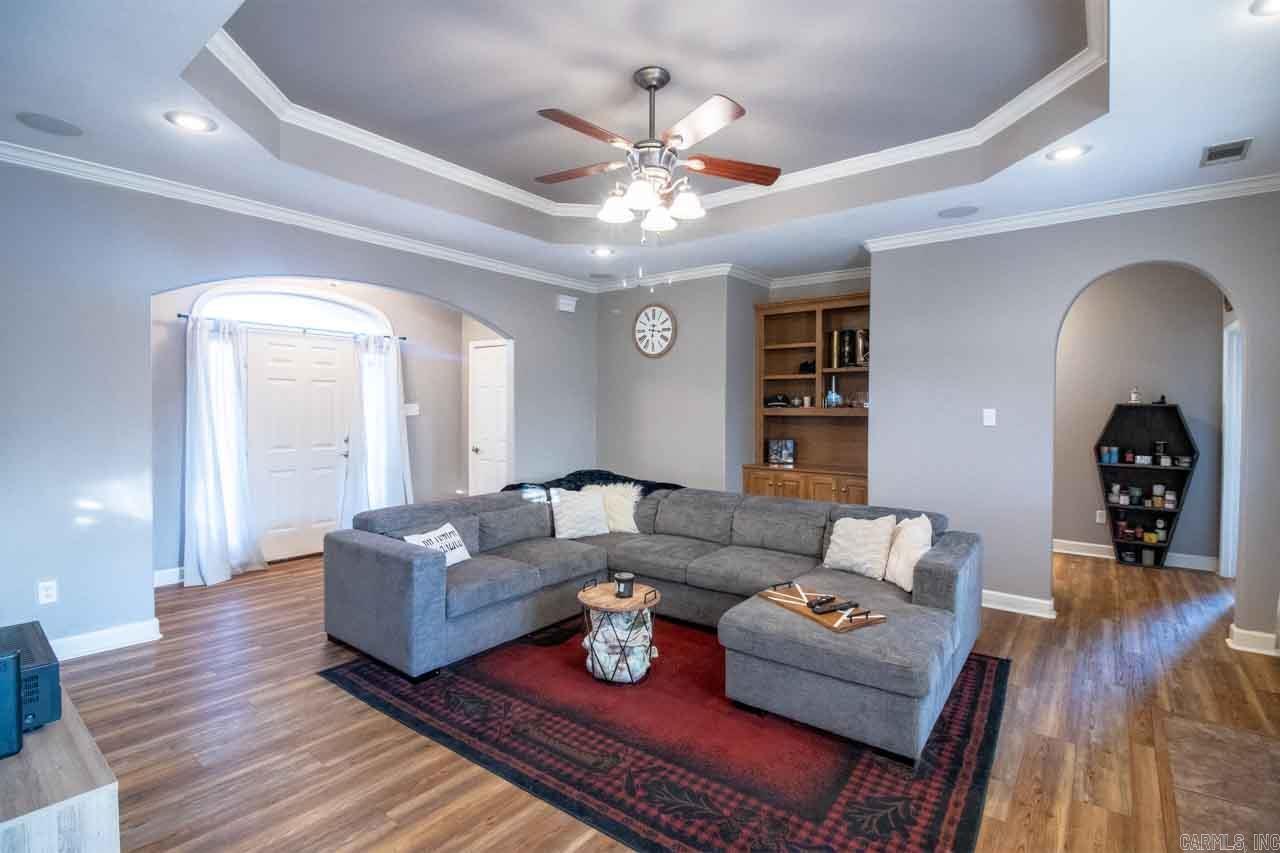 MAGNESS CREEK NORTH - Residential