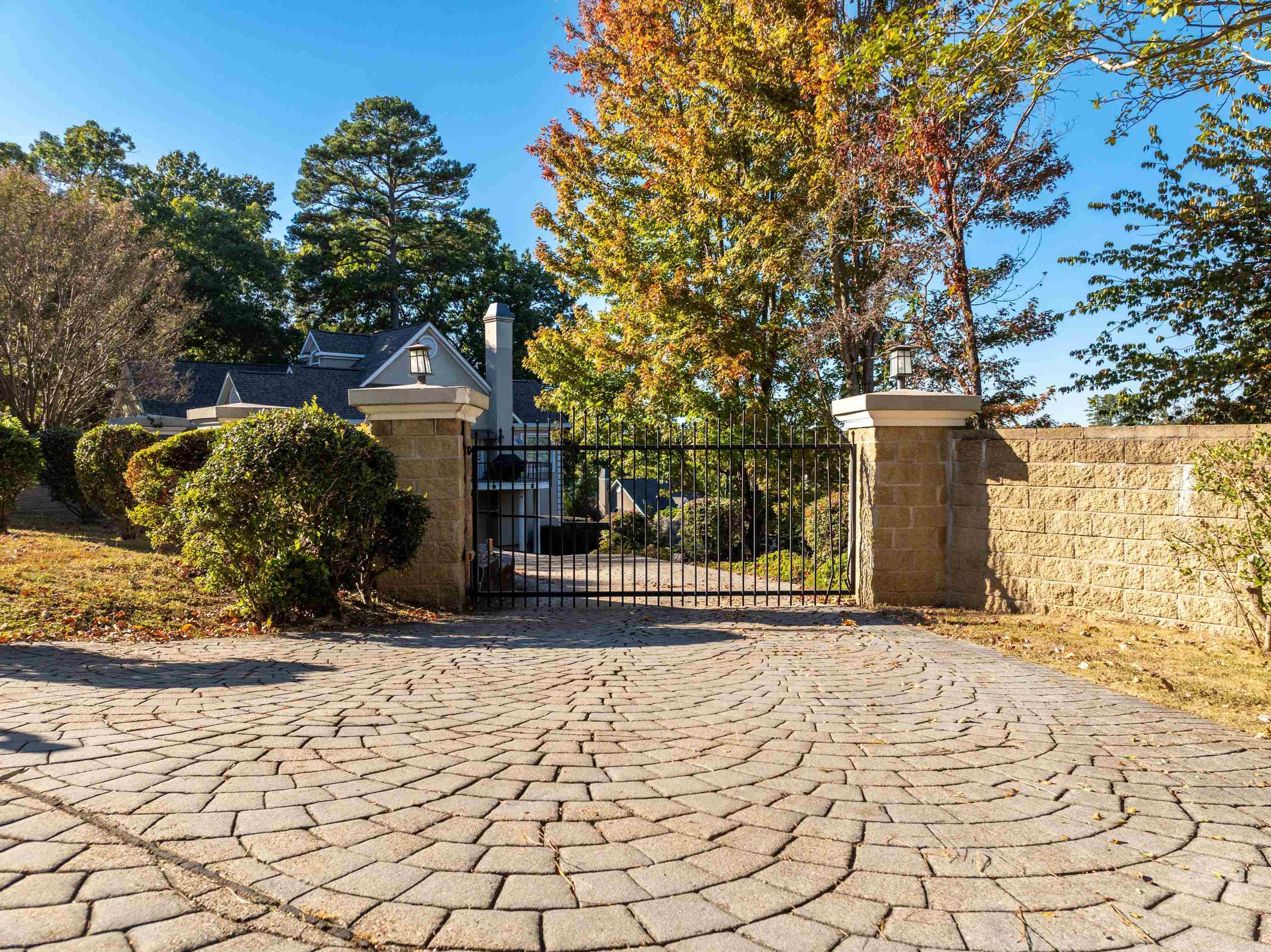 BRIDGE POINTE HPR - Residential