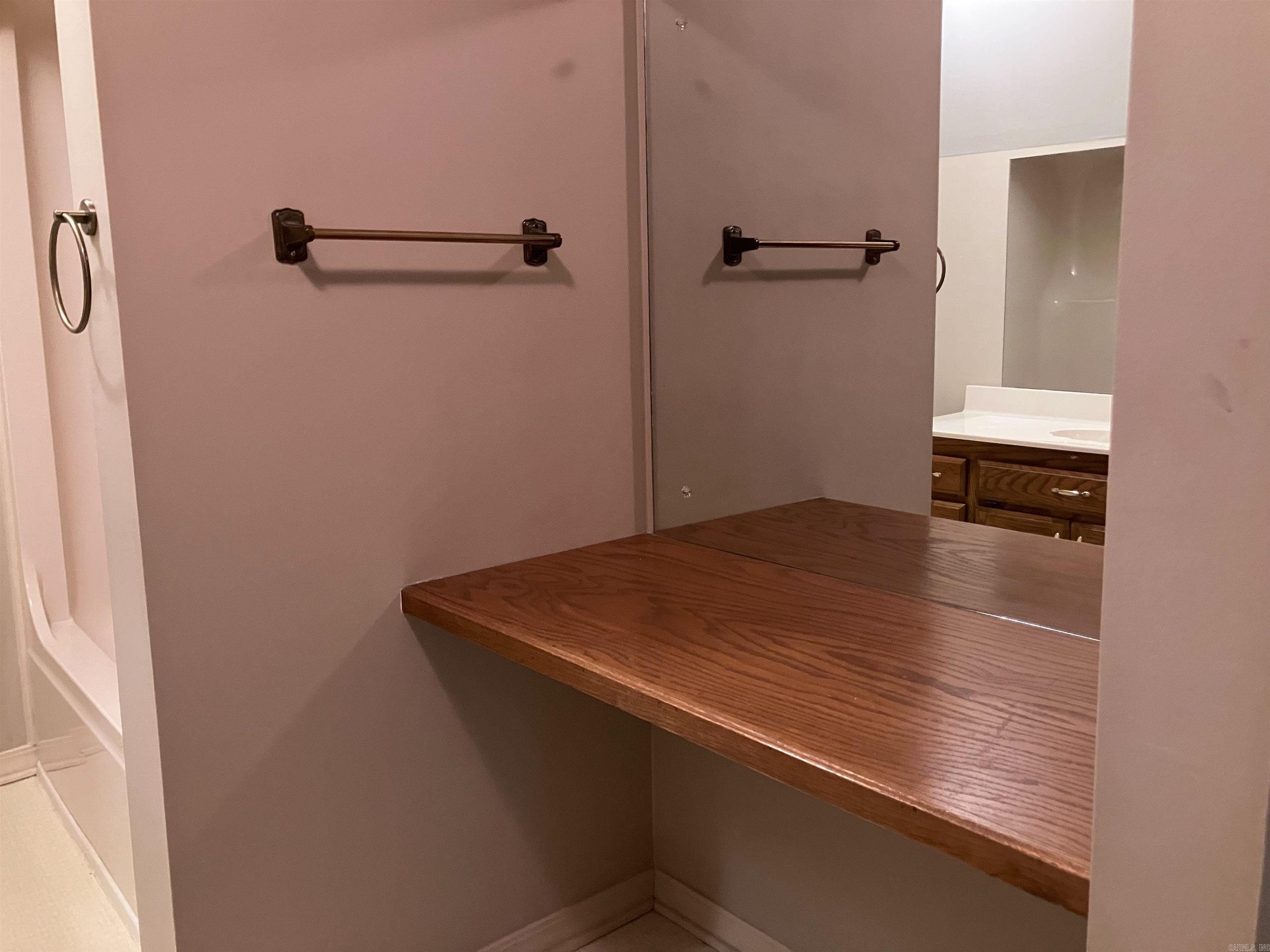 River Oaks Estates - Residential