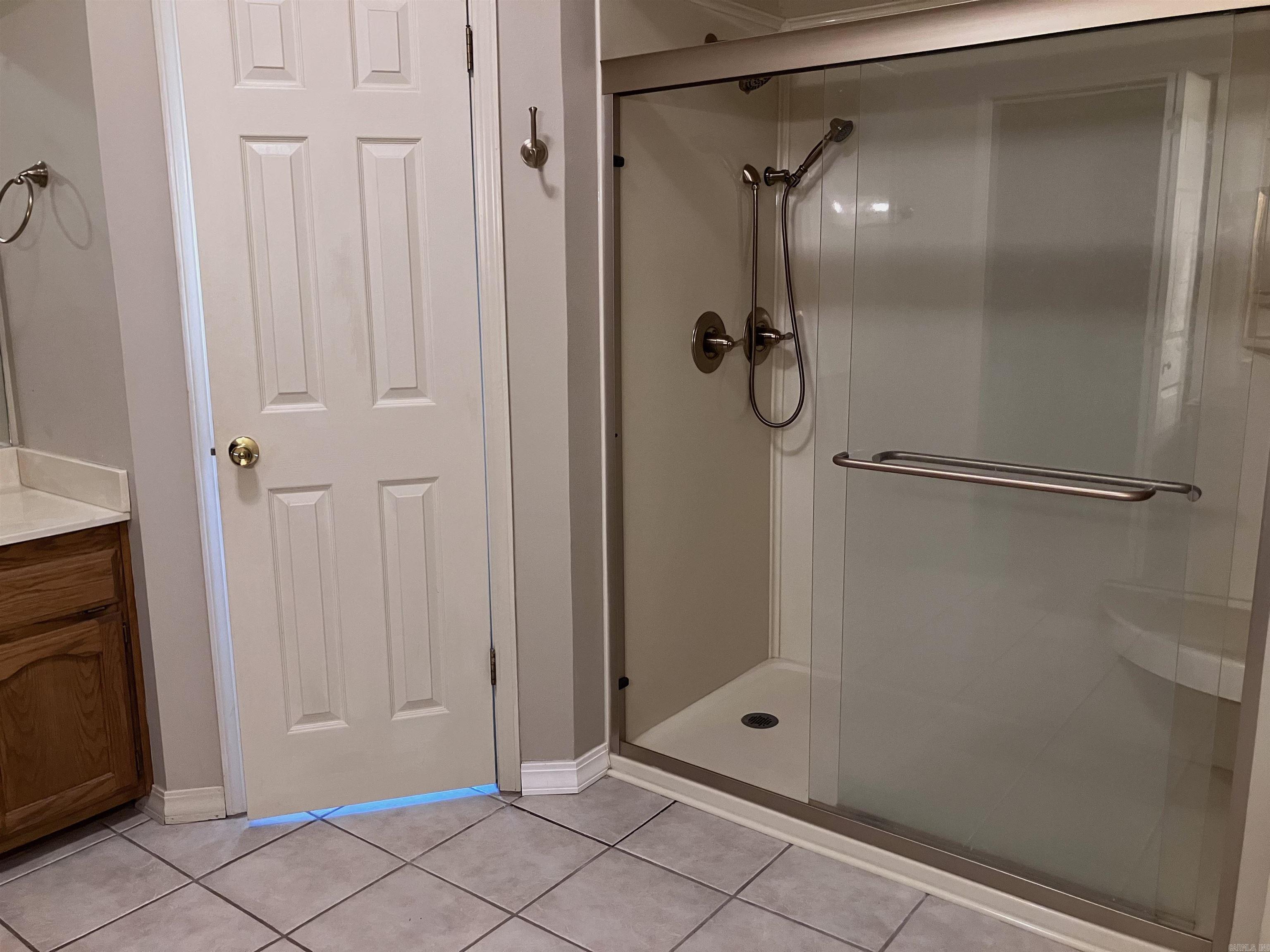 River Oaks Estates - Residential