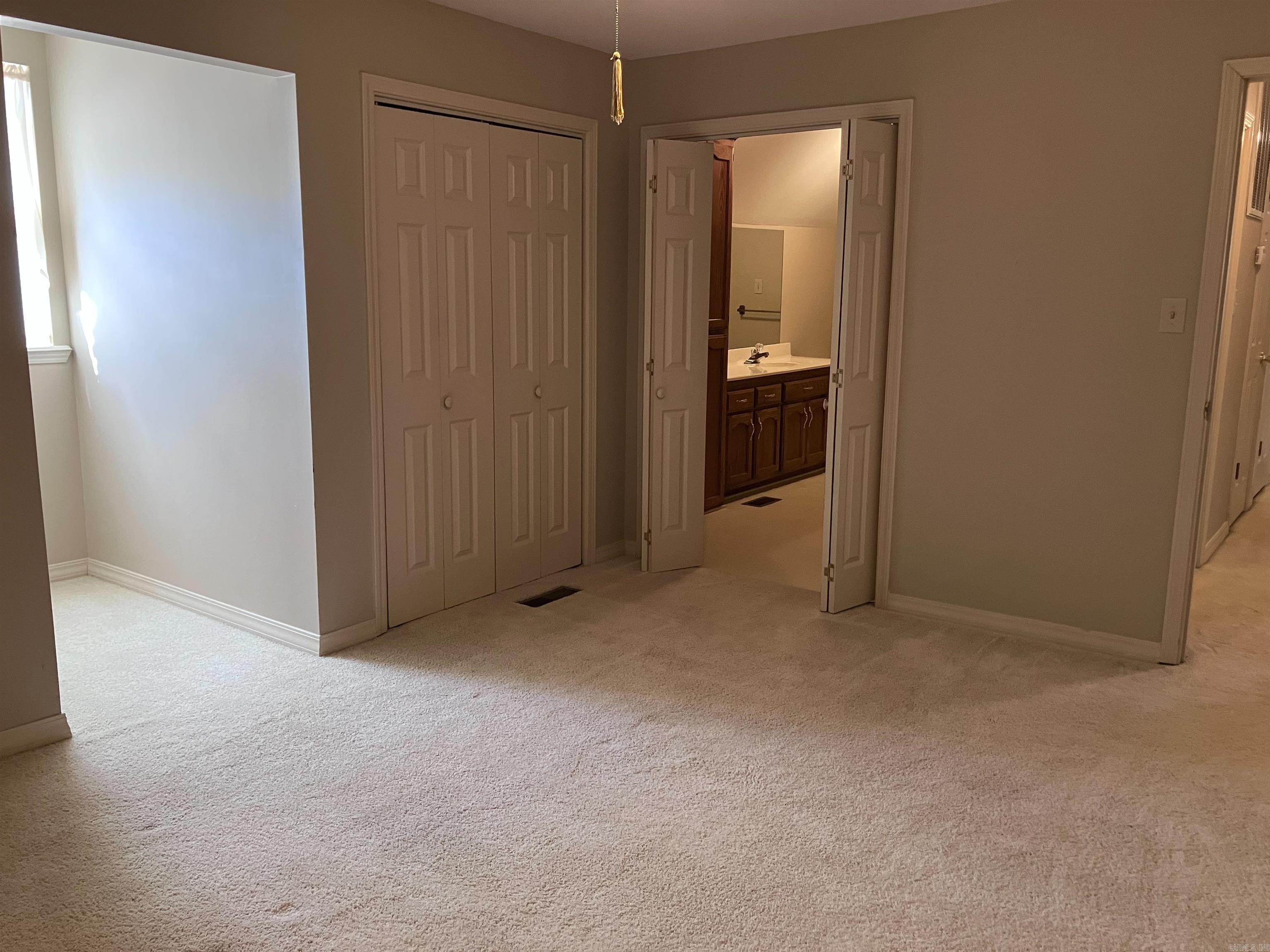 River Oaks Estates - Residential