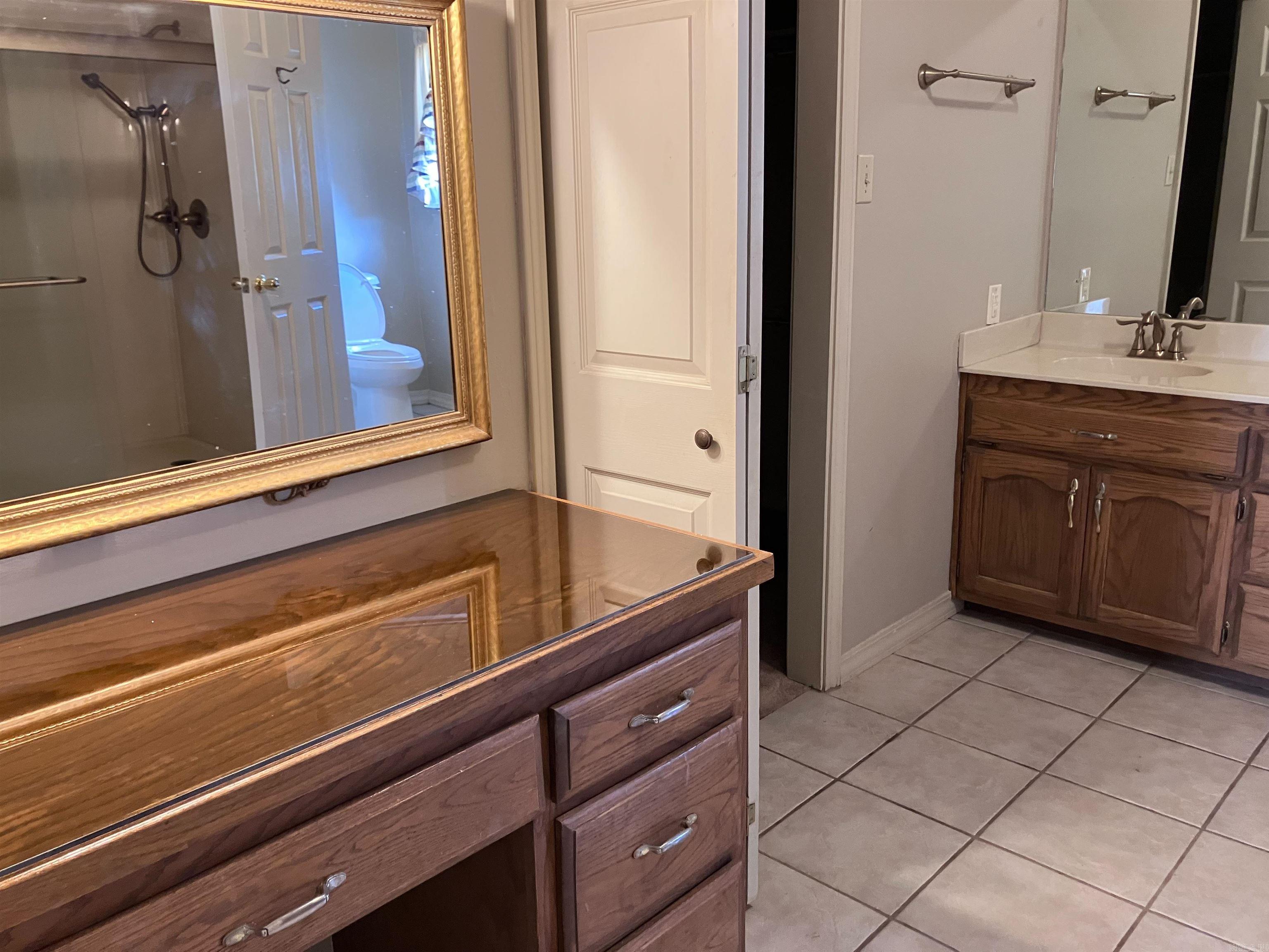 River Oaks Estates - Residential