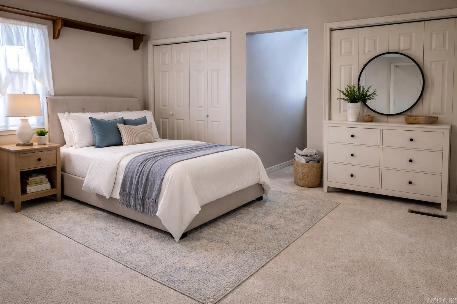 River Oaks Estates - Residential