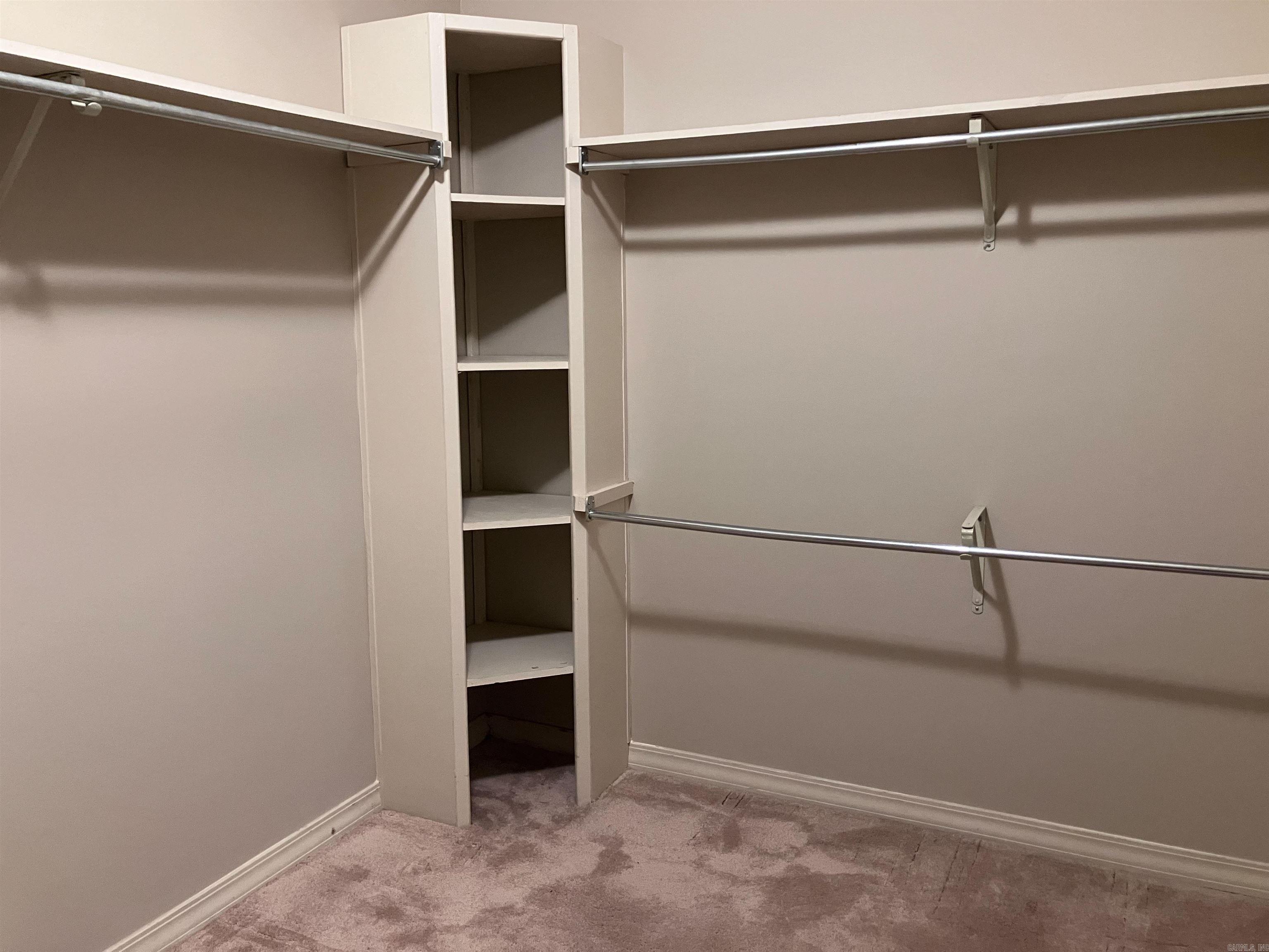 River Oaks Estates - Residential