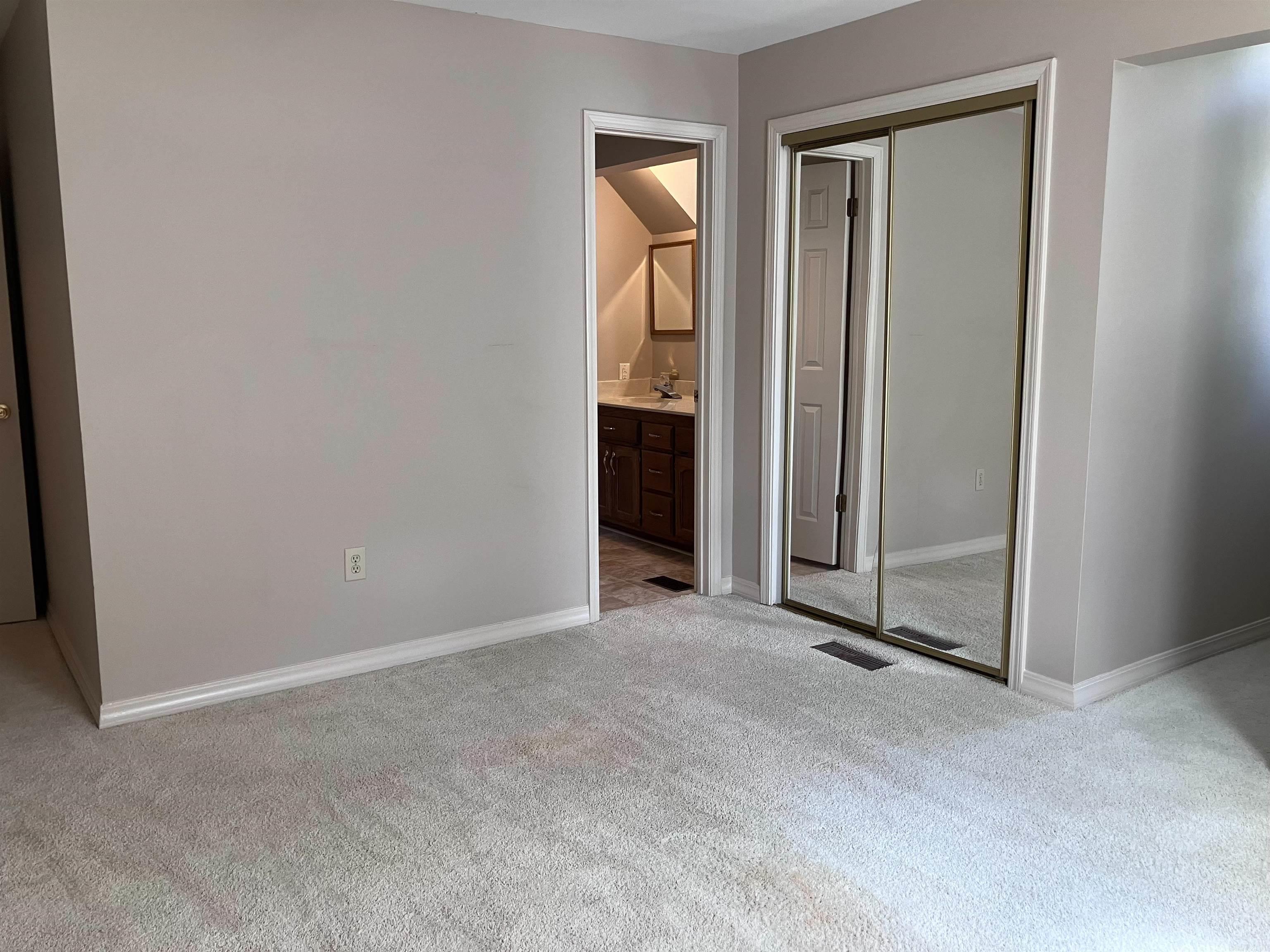 River Oaks Estates - Residential