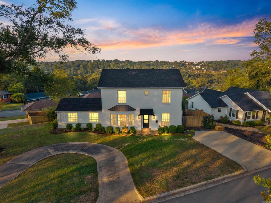 Location,Location,Location! Move right in to this beautifully renovated home on a large wrap-around lot in the sought after Kingwood neighborhood. Great curb appeal, 9’ ceilings (up and down), Open, light filled and fresh rooms! Great Room w/vaulted ceiling, walls of windows, fireplace and built-ins. You have all you want in this lovely kitchen blending classic character with custom cabinetry, appliance garage, and walk in pantry. Main floor Primary bedroom en-suite boasts His/Hers separate closets, gorgeous tile throughout and double vanity. Upstairs has 3 more large bedrooms and closets, and beautifully appointed bathrooms. Full laundry room, W/D stay. This home is great for entertaining. Fully fenced yard, turf, and some new evergreen landscaping ! Off street parking for at least 4 cars, and buyer could even extend fence line to the large side yard for the kids or pets to have even more play space! Baker Park is around the corner and the Heights dining and shopping are minutes away!
