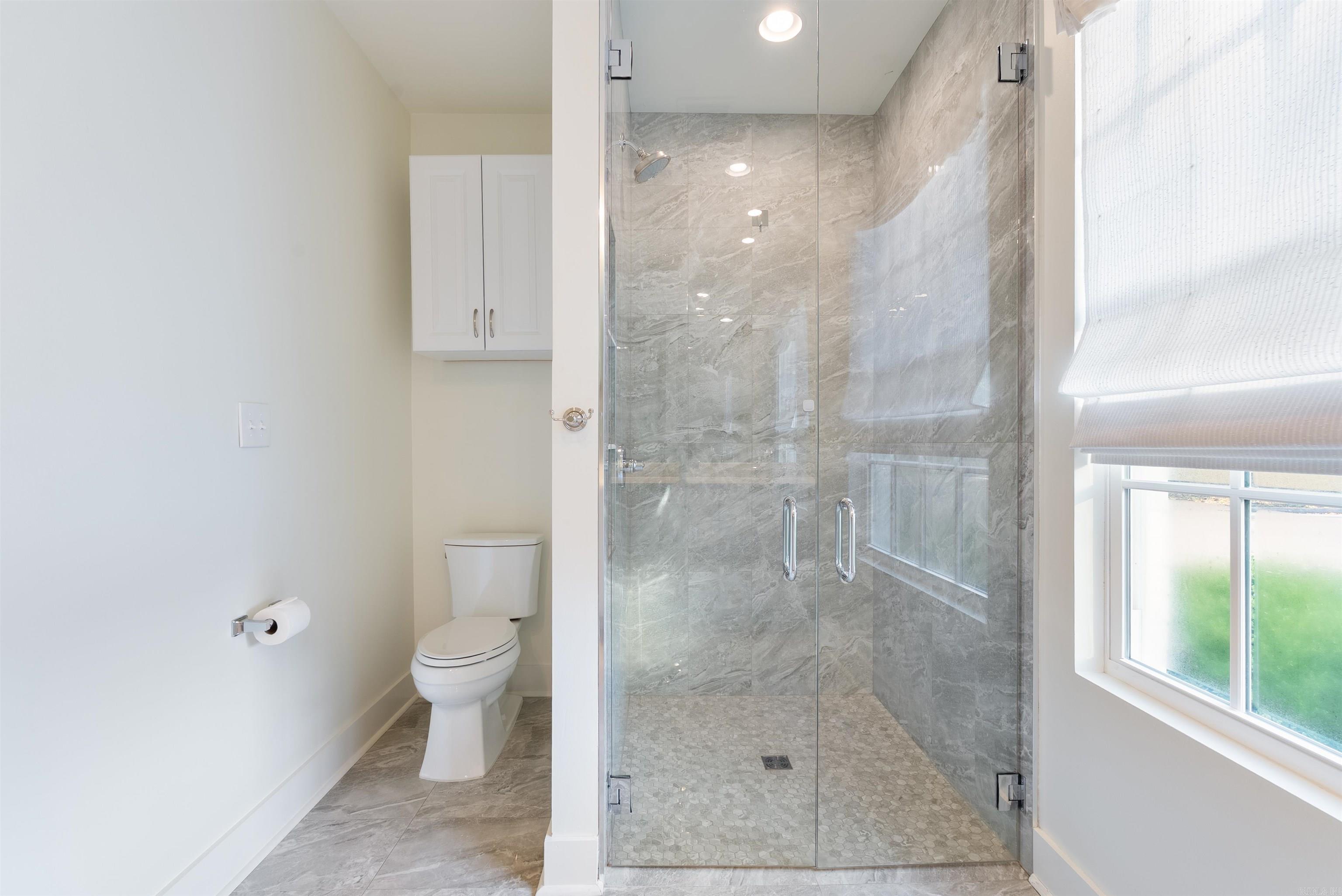 KINGWOOD PLACE - Residential