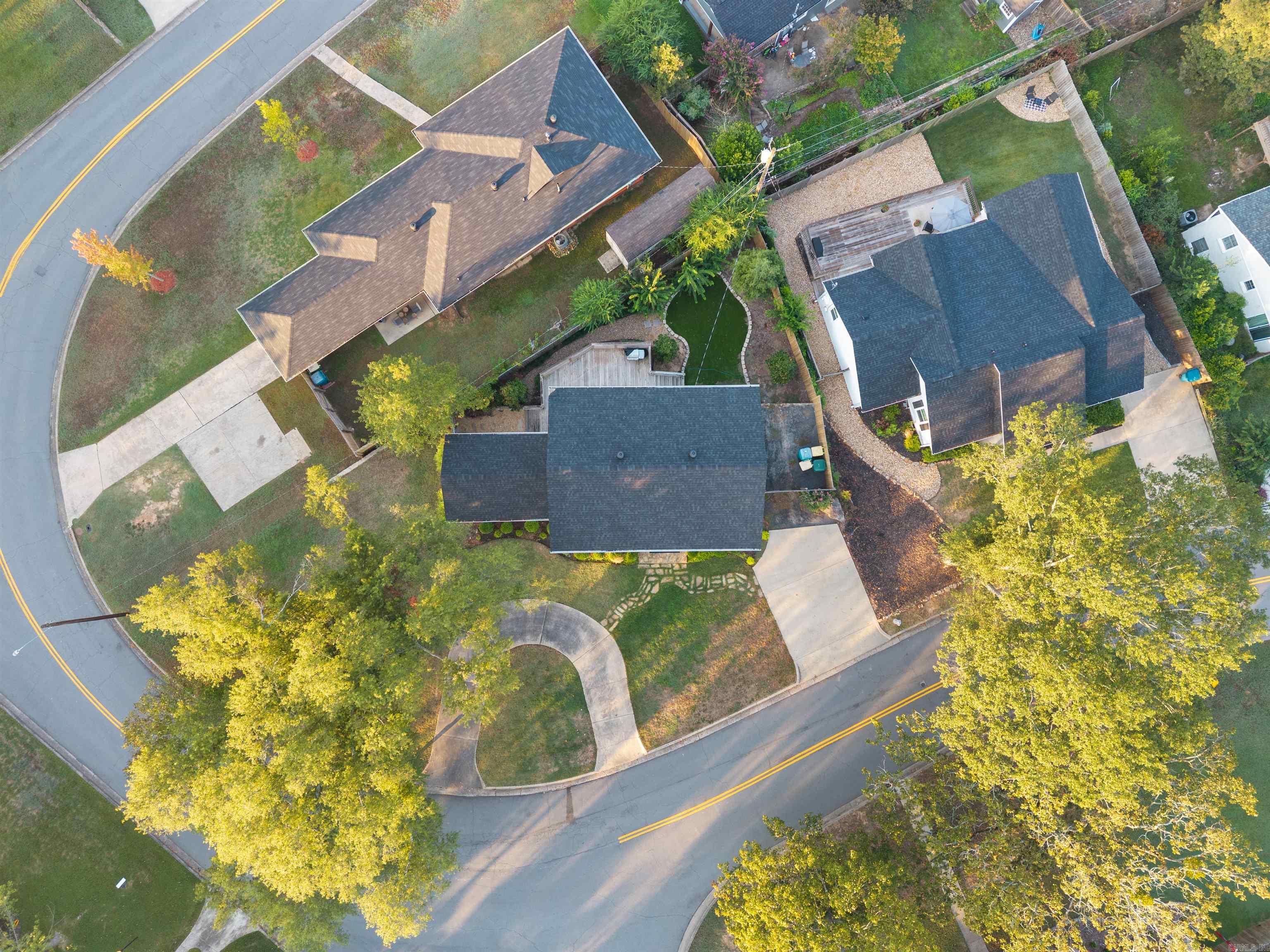 KINGWOOD PLACE - Residential