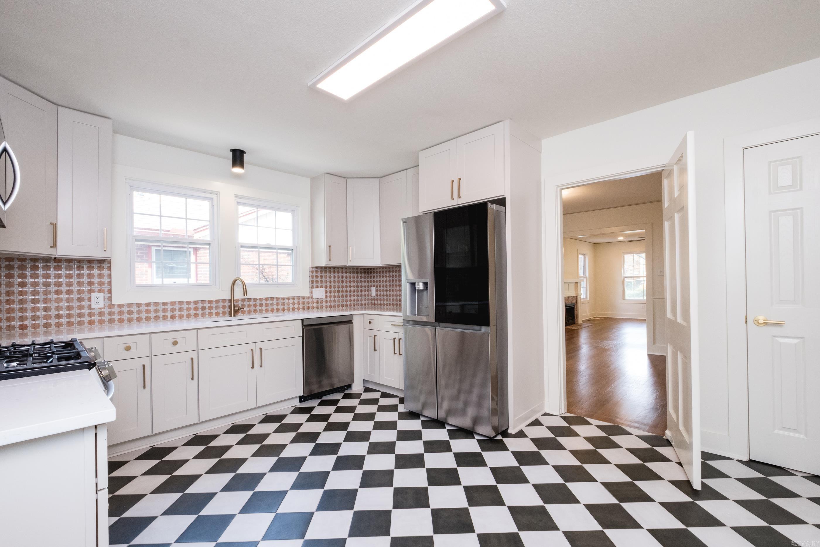 TAYLOR C H - Residential