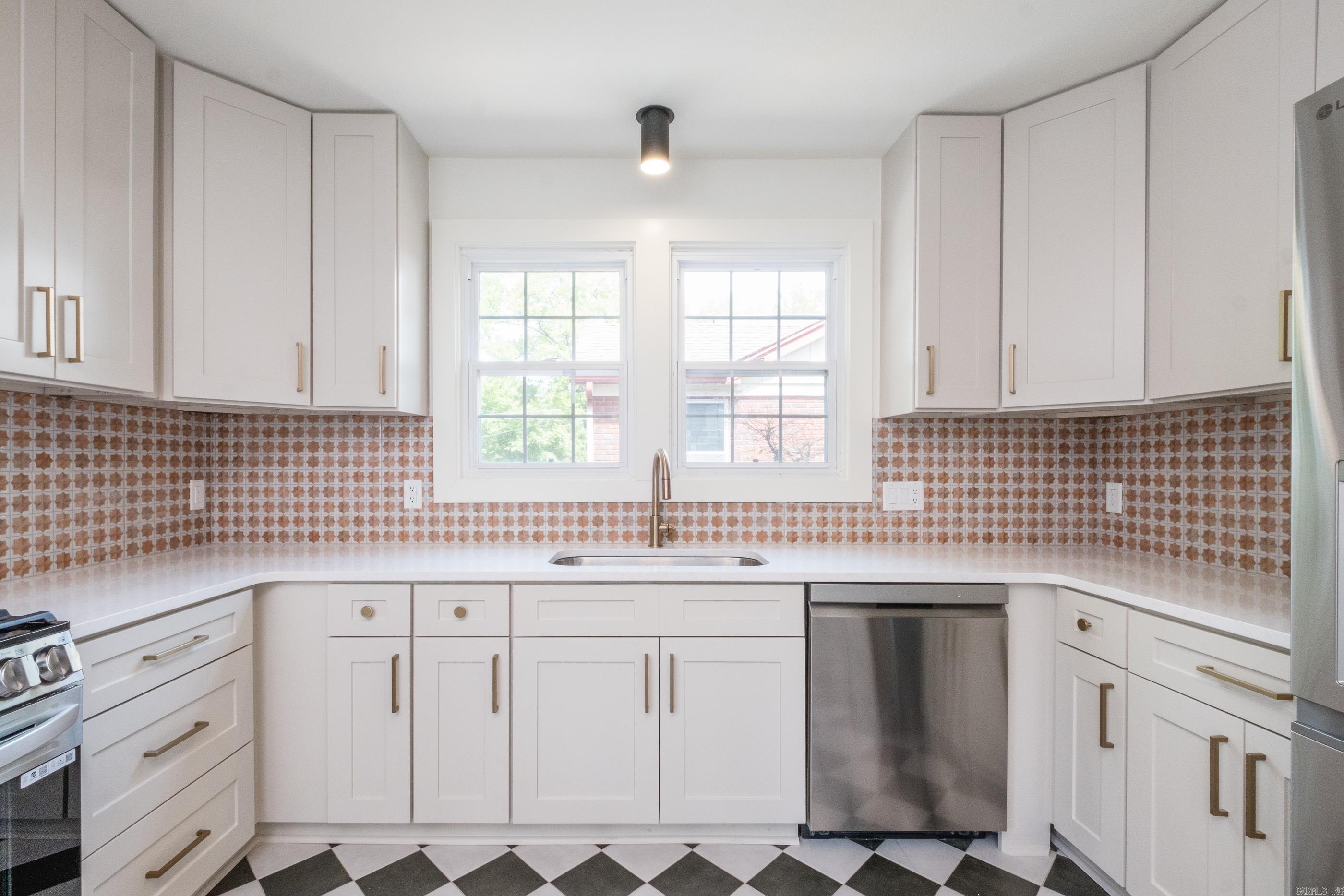 TAYLOR C H - Residential