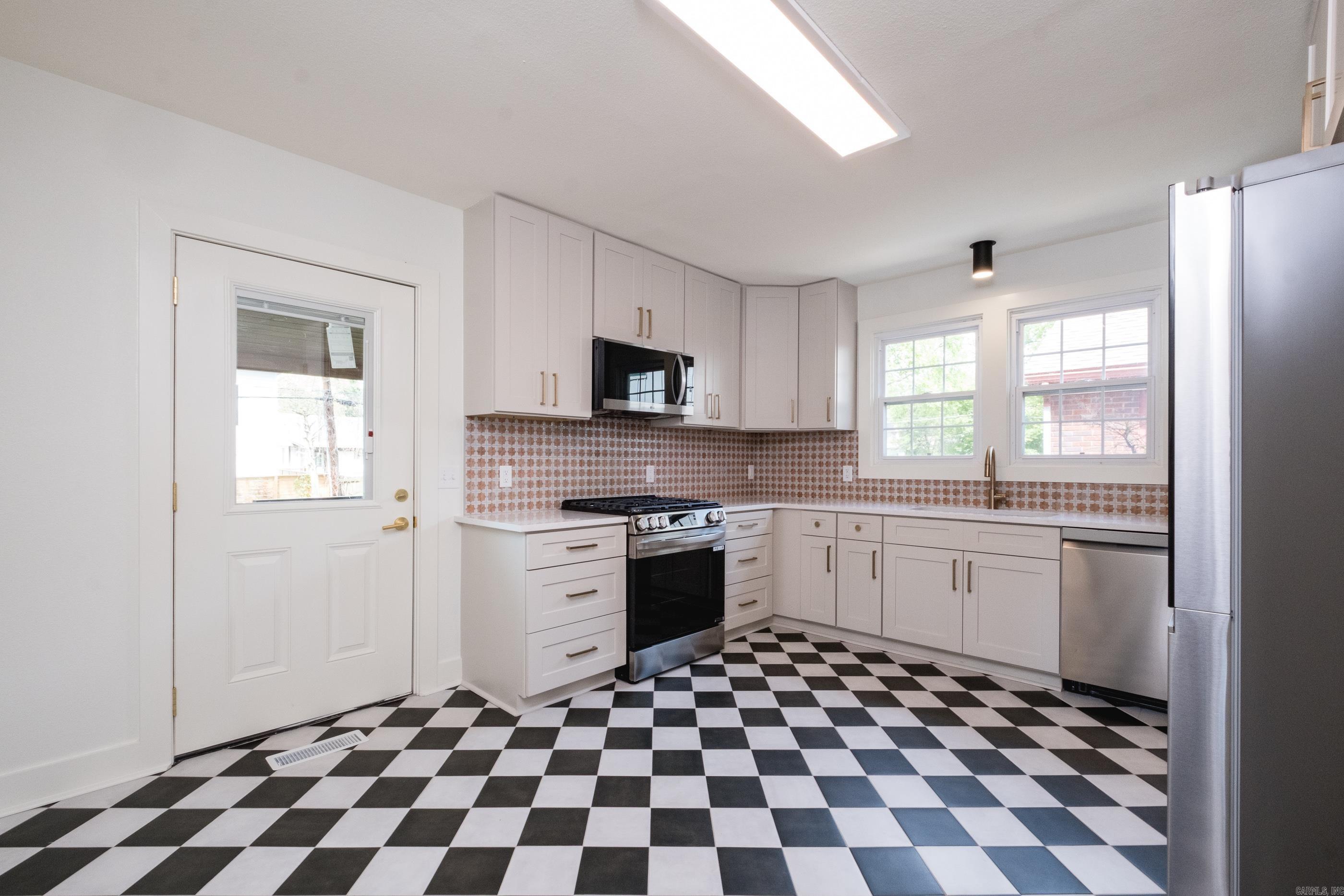 TAYLOR C H - Residential