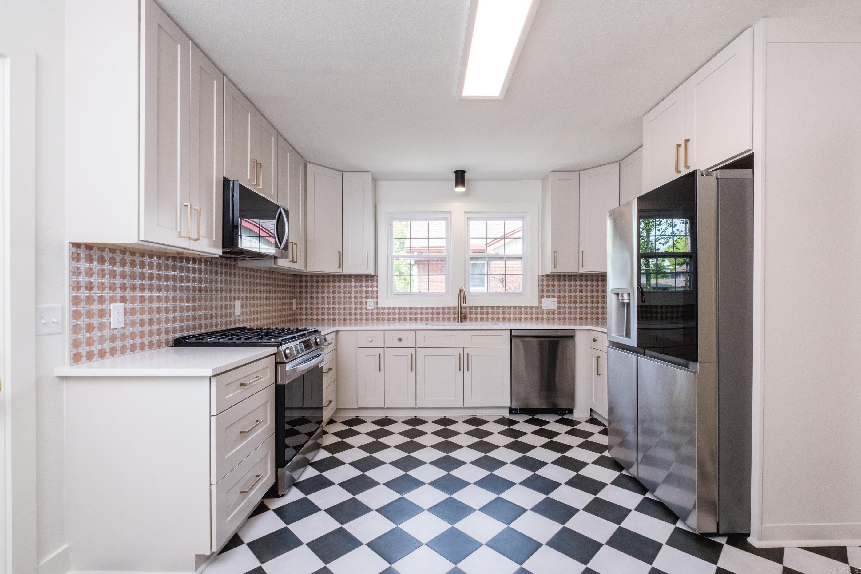 TAYLOR C H - Residential