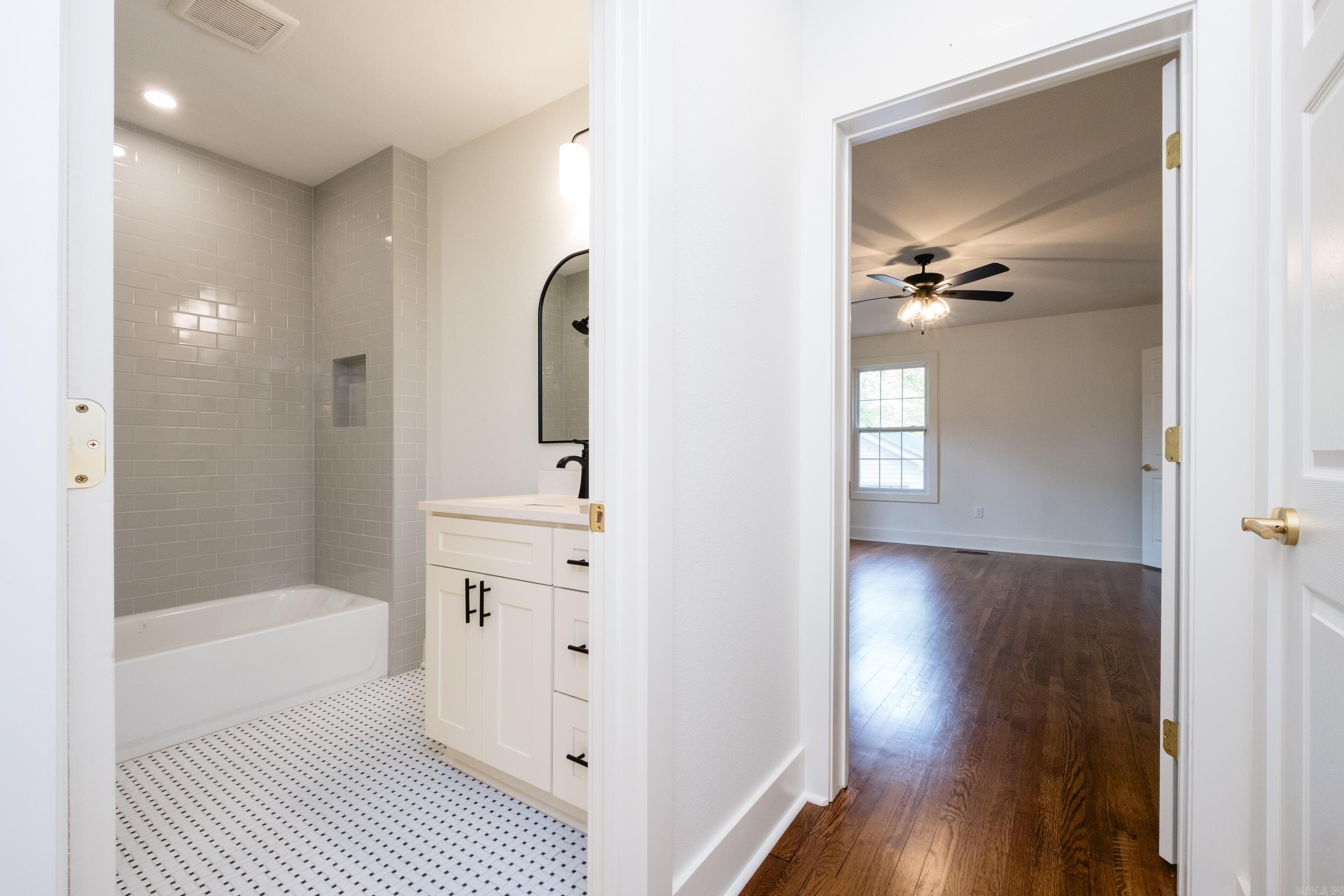 TAYLOR C H - Residential