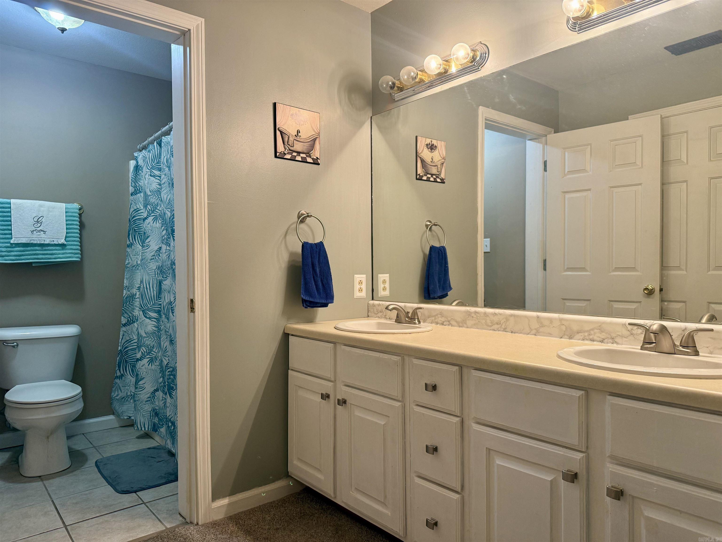 CARRIAGE HILL - Residential