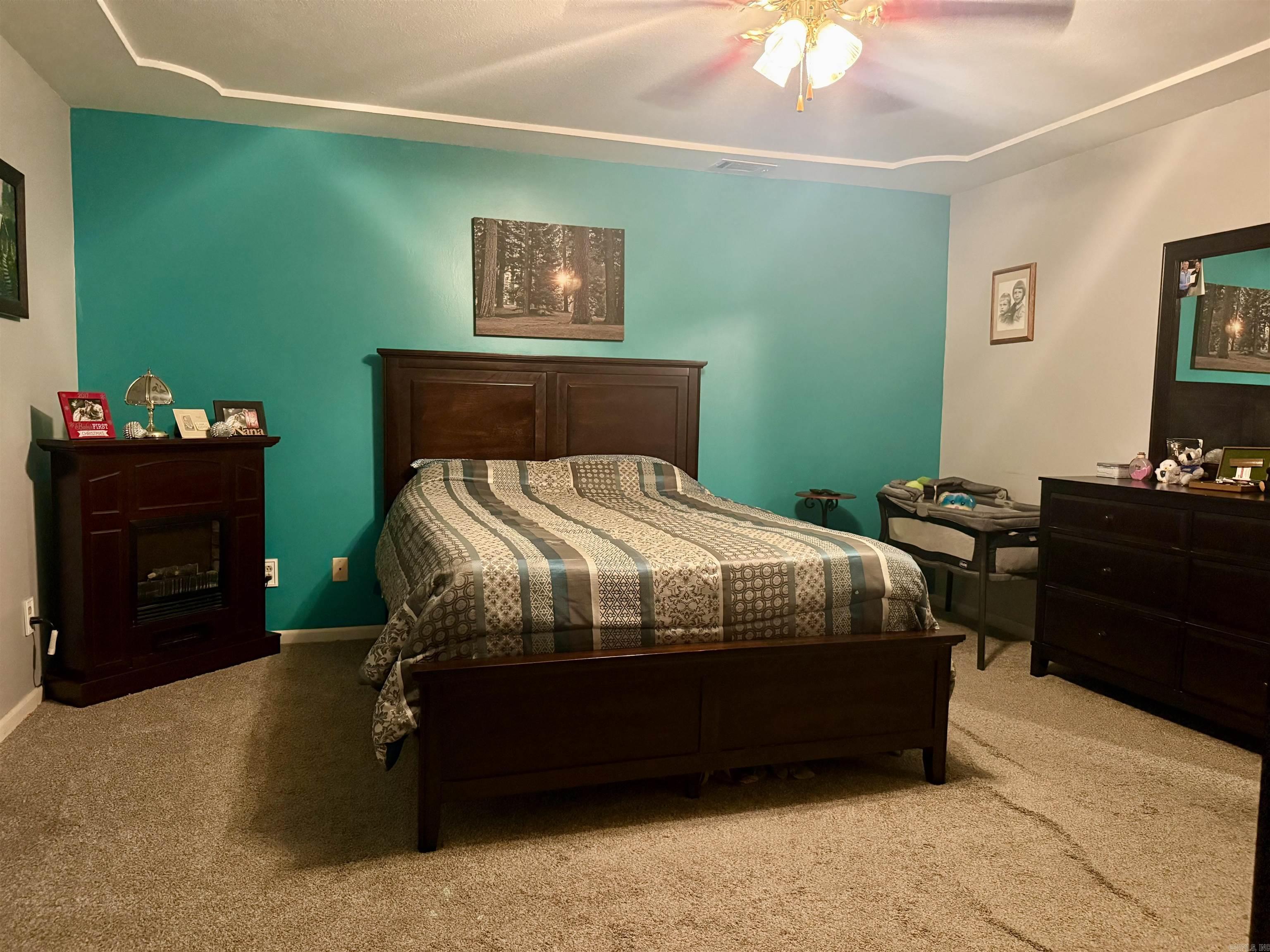 CARRIAGE HILL - Residential